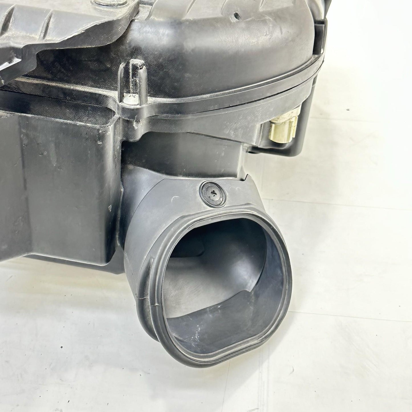 2011 - 2026 SUZUKI GSX 600 GSXR 750 AIRBOX INTAKE AIR FILTER HOUSING CLEANER