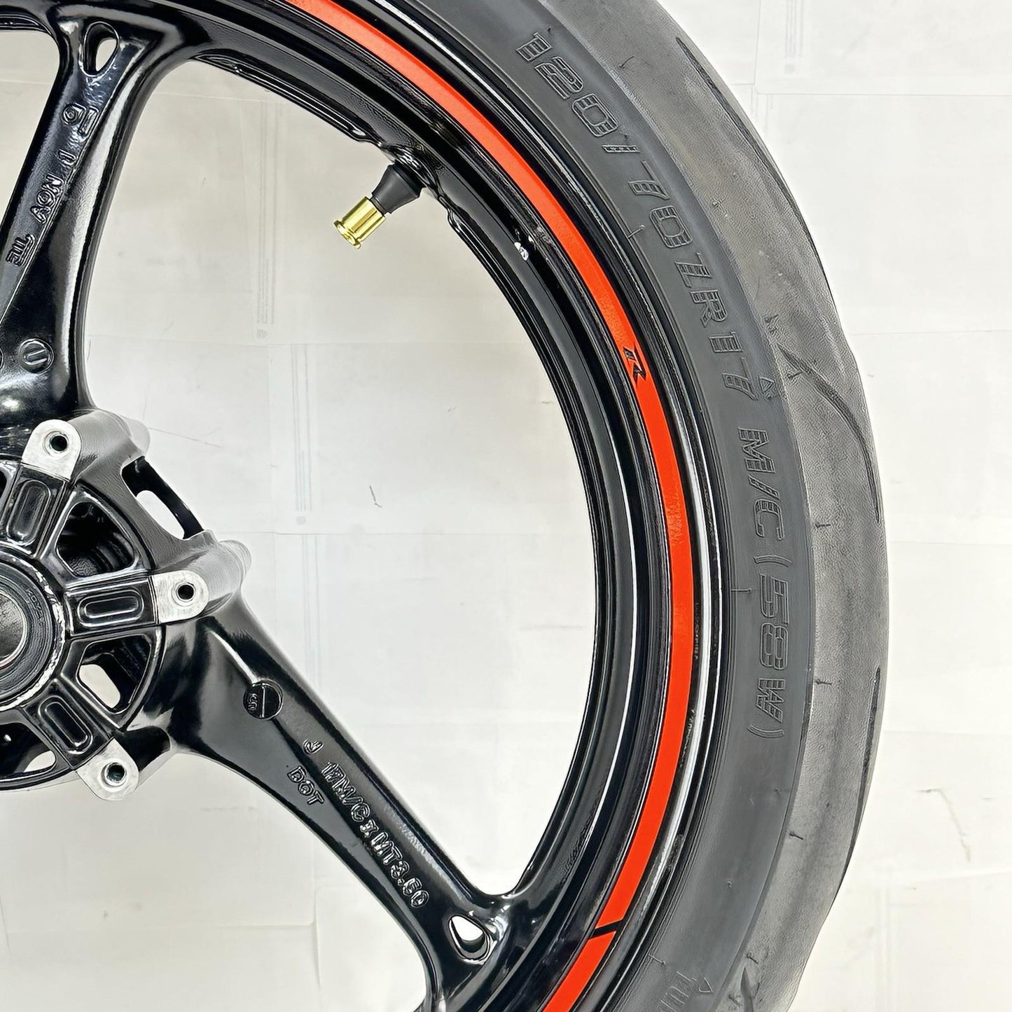 2011 - 2026 SUZUKI GSX 600 GSXR 750 FRONT WHEEL RIM TIRE RUBBER *SLIGHT SCUFFS*