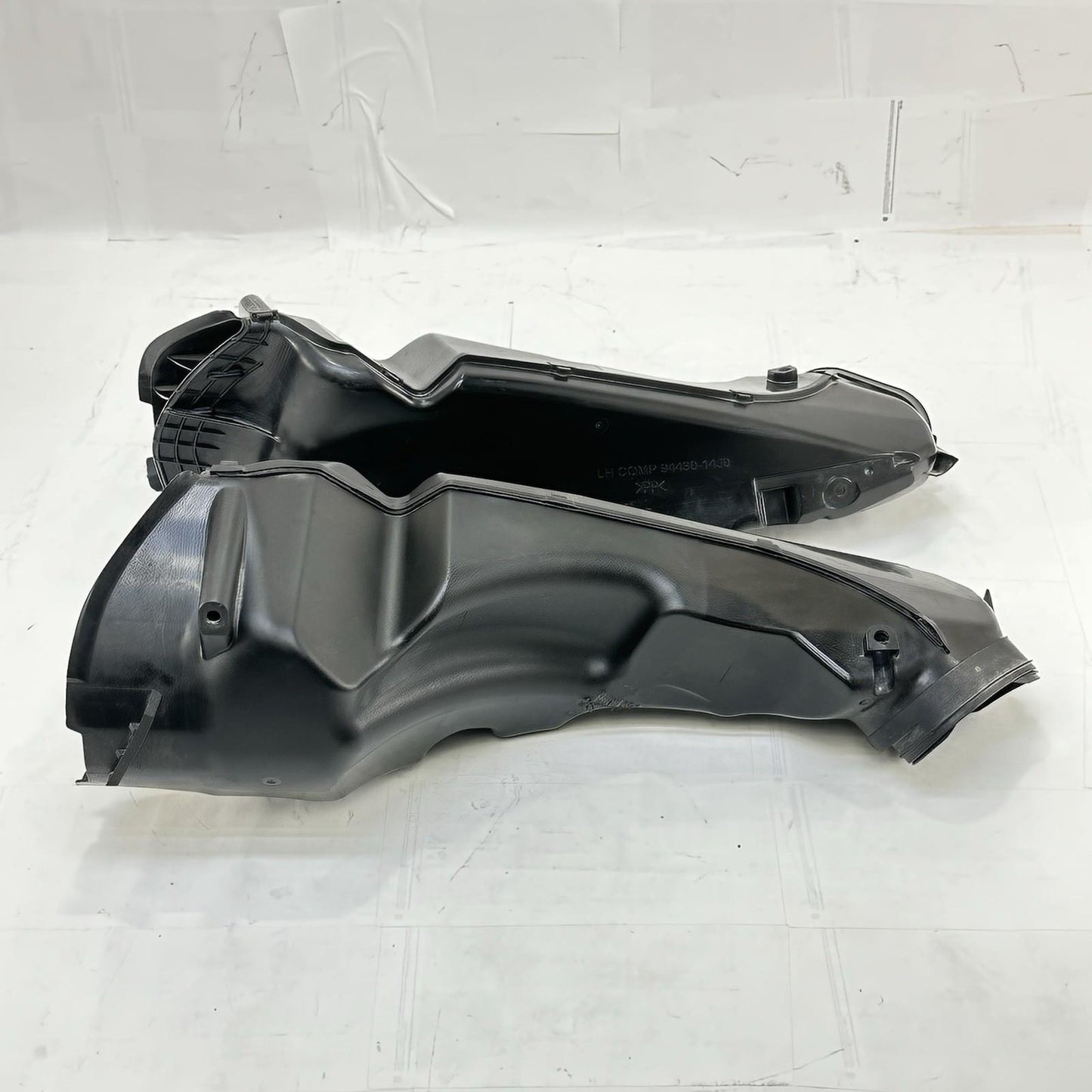 2011 - 2026 SUZUKI GSX 600 GSXR 750 AIR DUCTS INTAKE TUBES SET PAIR STOCK