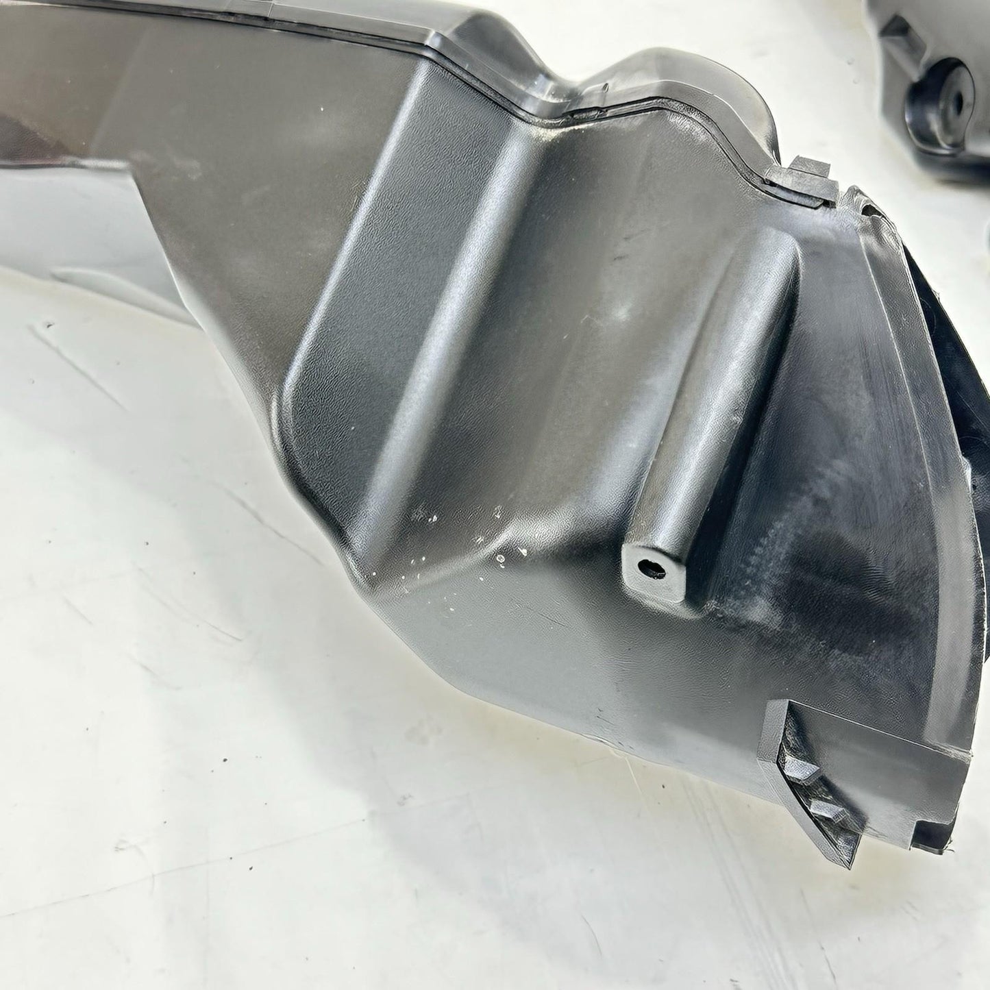 2011 - 2026 SUZUKI GSX 600 GSXR 750 AIR DUCTS INTAKE TUBES SET PAIR STOCK