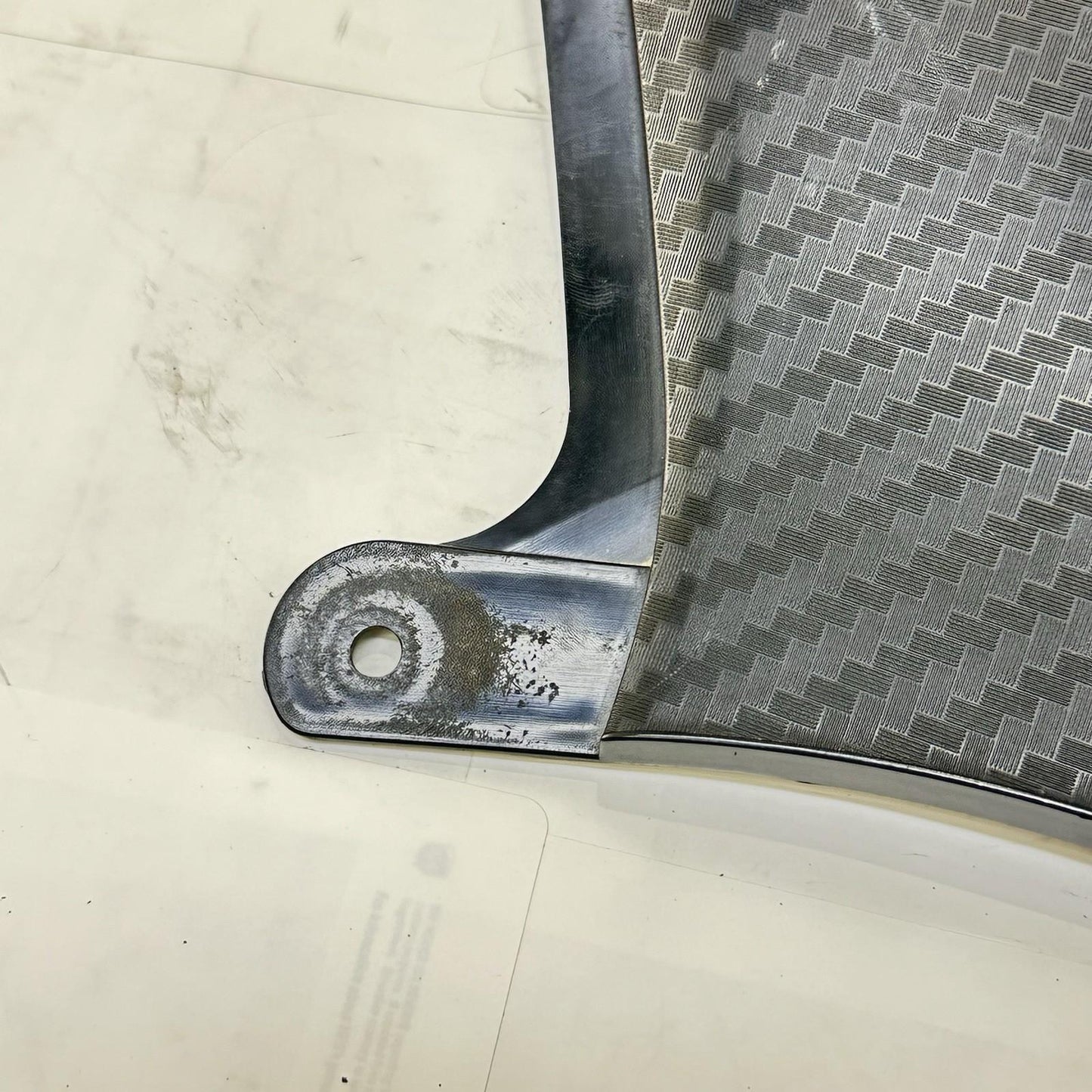 2011 - 2026 SUZUKI GSX 600 GSXR 750 REAR CENTER SEAT COWL FAIRING BLACK *CRACK*