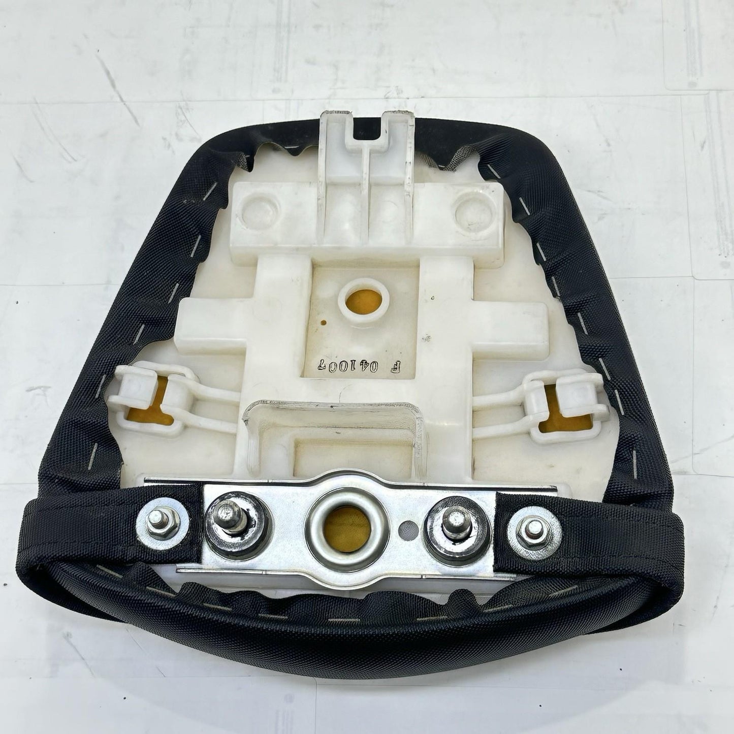 2011 - 2026 SUZUKI GSX 600 GSXR 750 REAR SEAT BACK PASSENGER PILLION STOCK