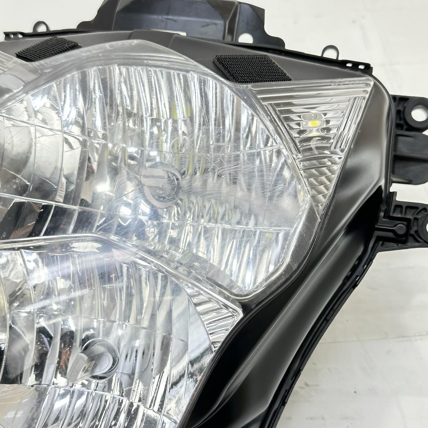 2011 - 2026 SUZUKI GSX 600 GSXR 750 HEADLIGHT FRONT MAIN LIGHT LAMP ASSY