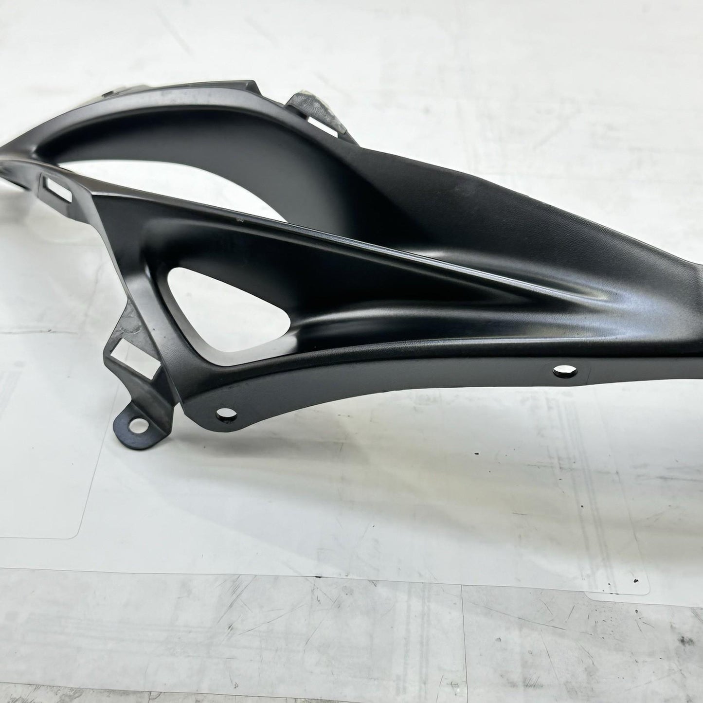 2011 - 2026 SUZUKI GSX 600 GSXR 750 FRONT NOSE COWL CENTER FAIRING LOWER TRIM