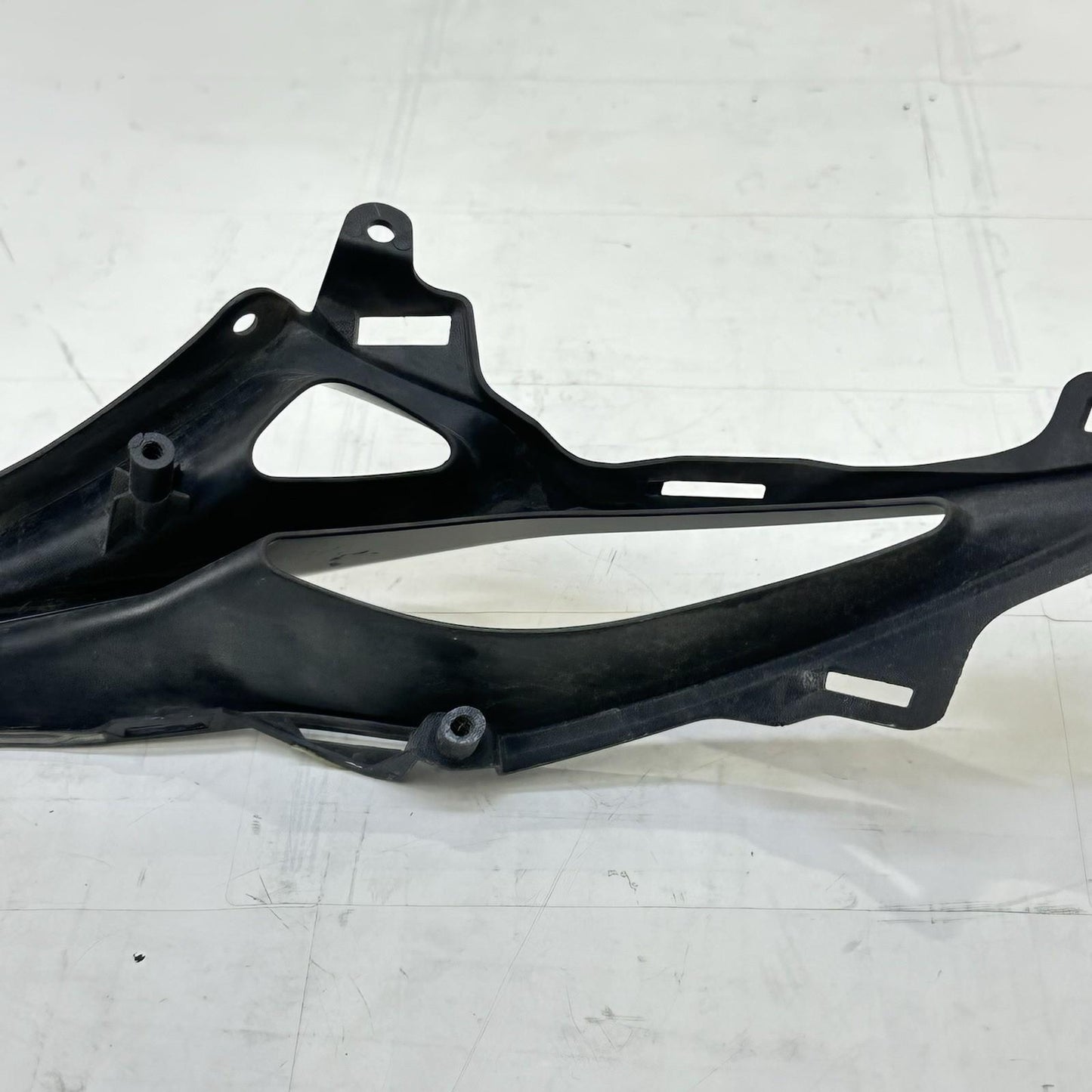 2011 - 2026 SUZUKI GSX 600 GSXR 750 FRONT NOSE COWL CENTER FAIRING LOWER TRIM