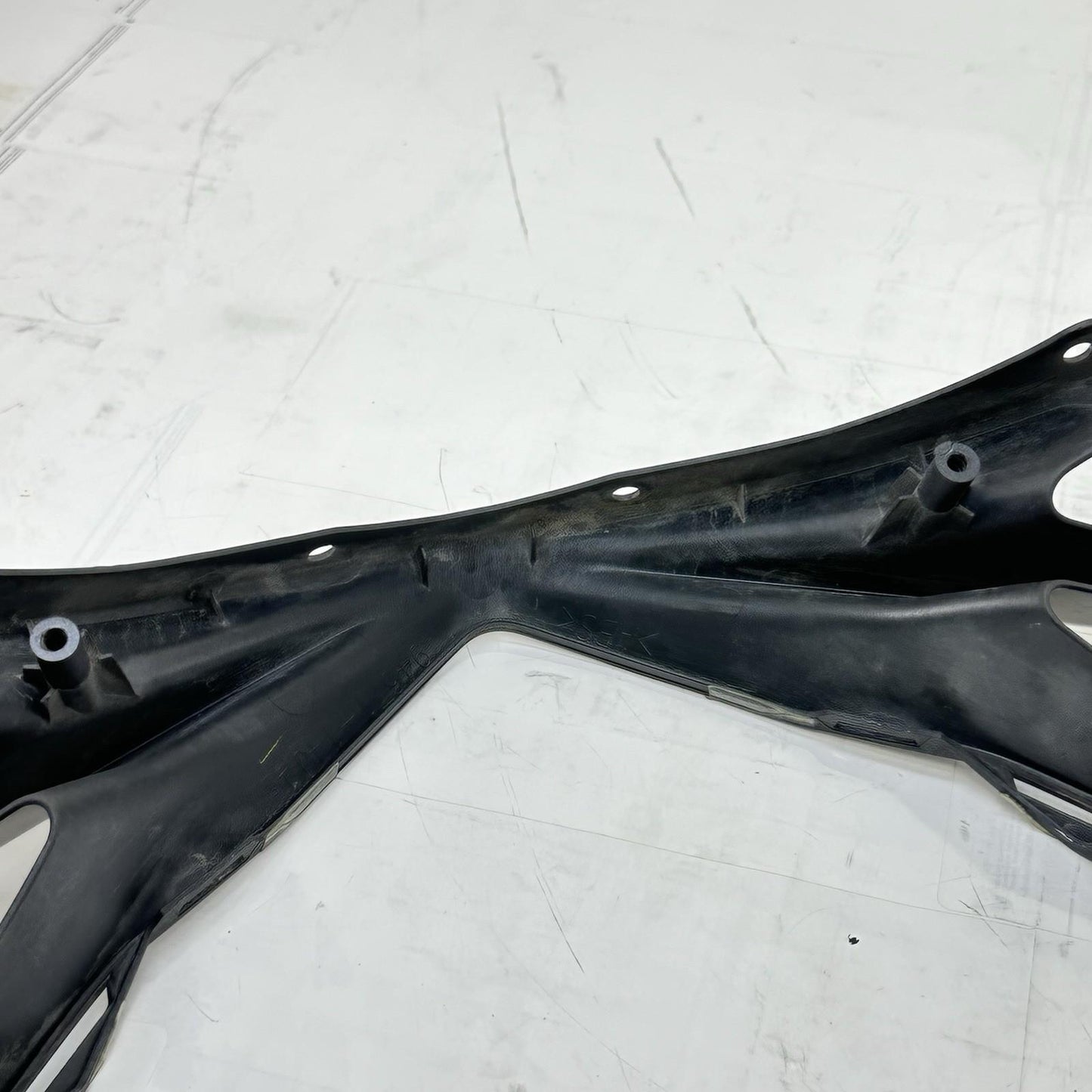 2011 - 2026 SUZUKI GSX 600 GSXR 750 FRONT NOSE COWL CENTER FAIRING LOWER TRIM