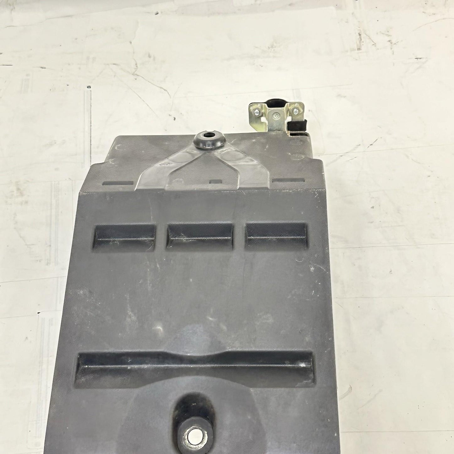 2011 - 2026 SUZUKI GSX 600 GSXR 750 BATTERY TRAY HOLDER REAR UNDERTAIL PLASTIC