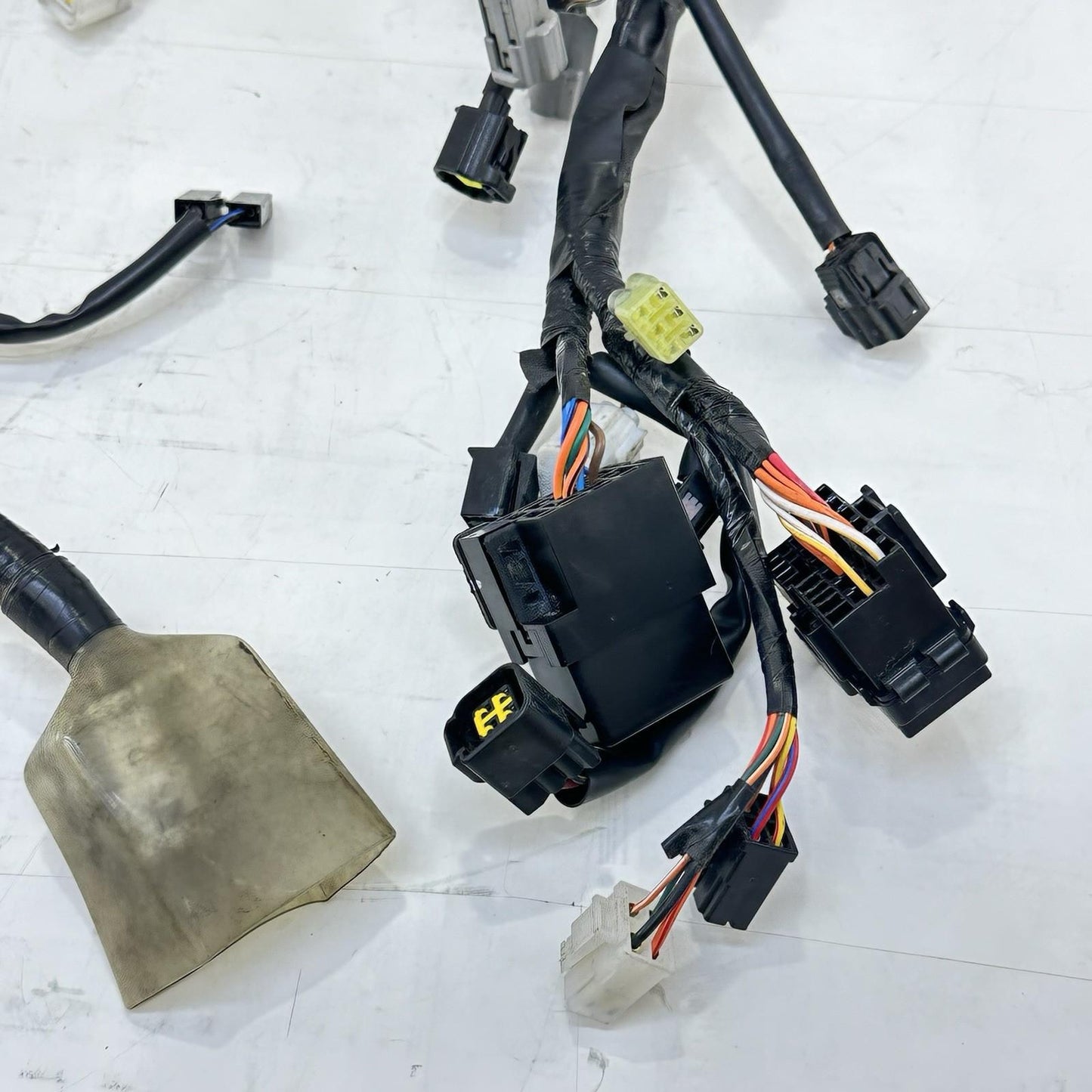 2011 - 2026 SUZUKI GSX 600 GSXR 750 MAIN WIRING HARNESS ENGINE MOTOR WIRE LOOM