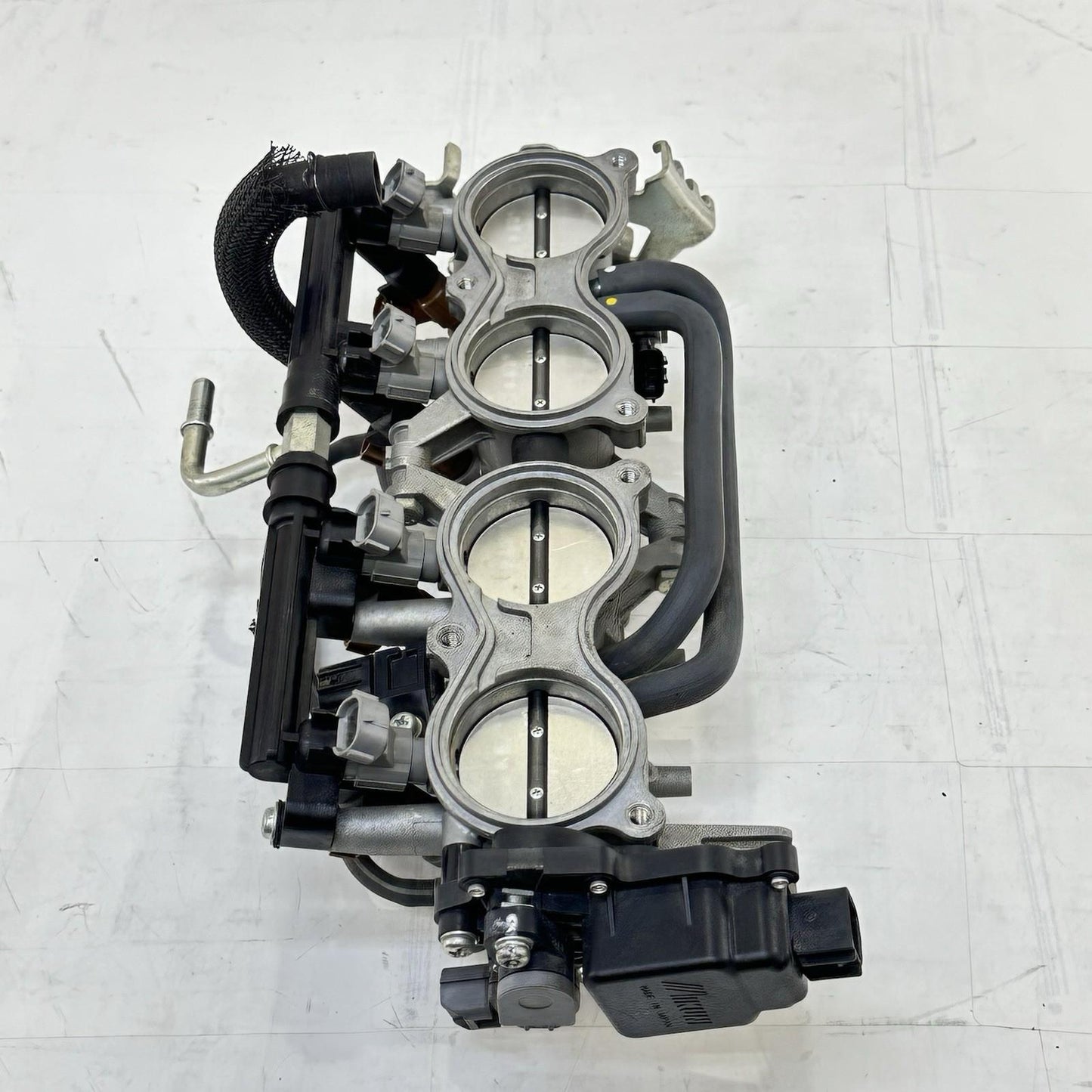 2011 - 2026 SUZUKI GSX 600 GSXR 750 THROTTLE BODY FUEL INJECTOR RAILING STOCK