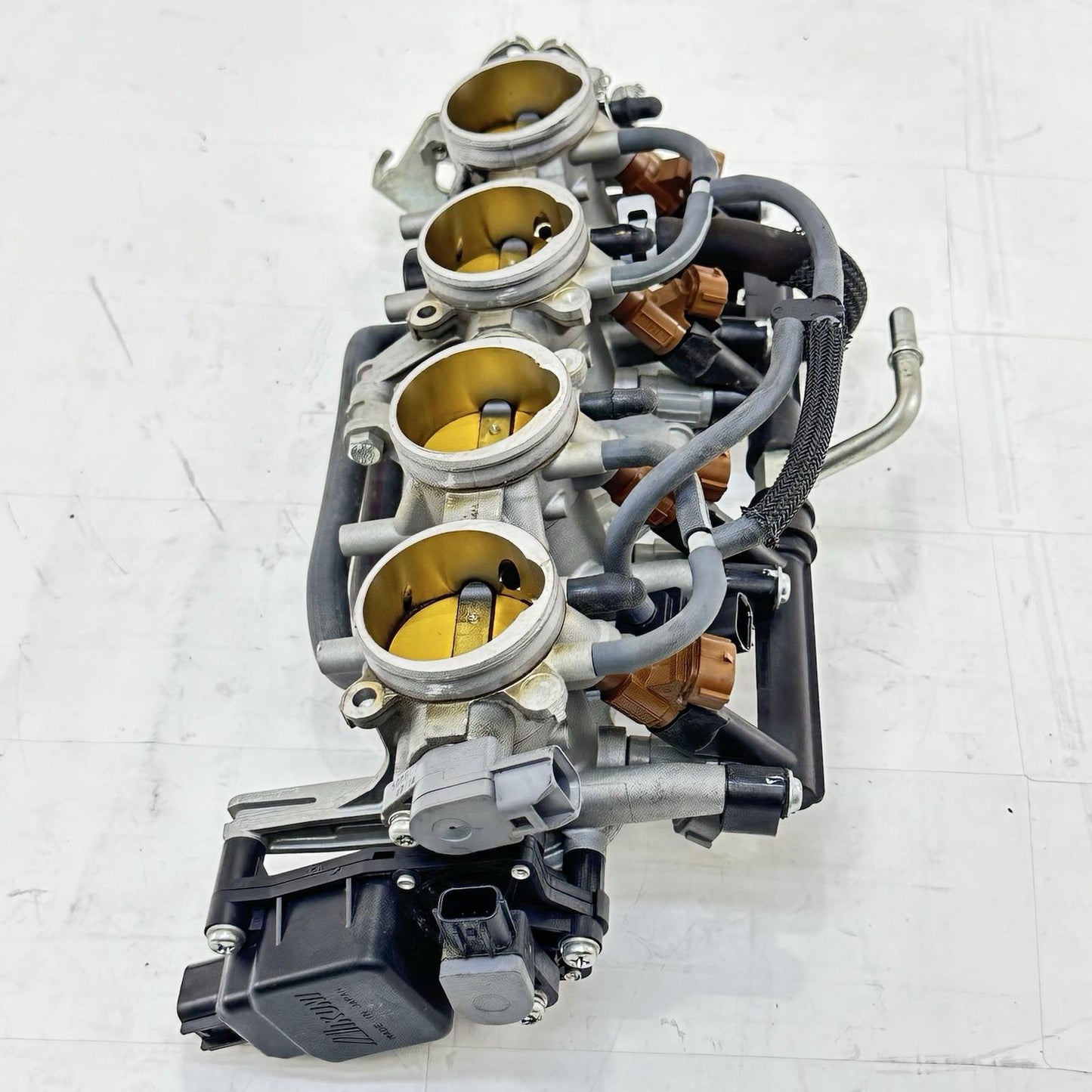 2011 - 2026 SUZUKI GSX 600 GSXR 750 THROTTLE BODY FUEL INJECTOR RAILING STOCK