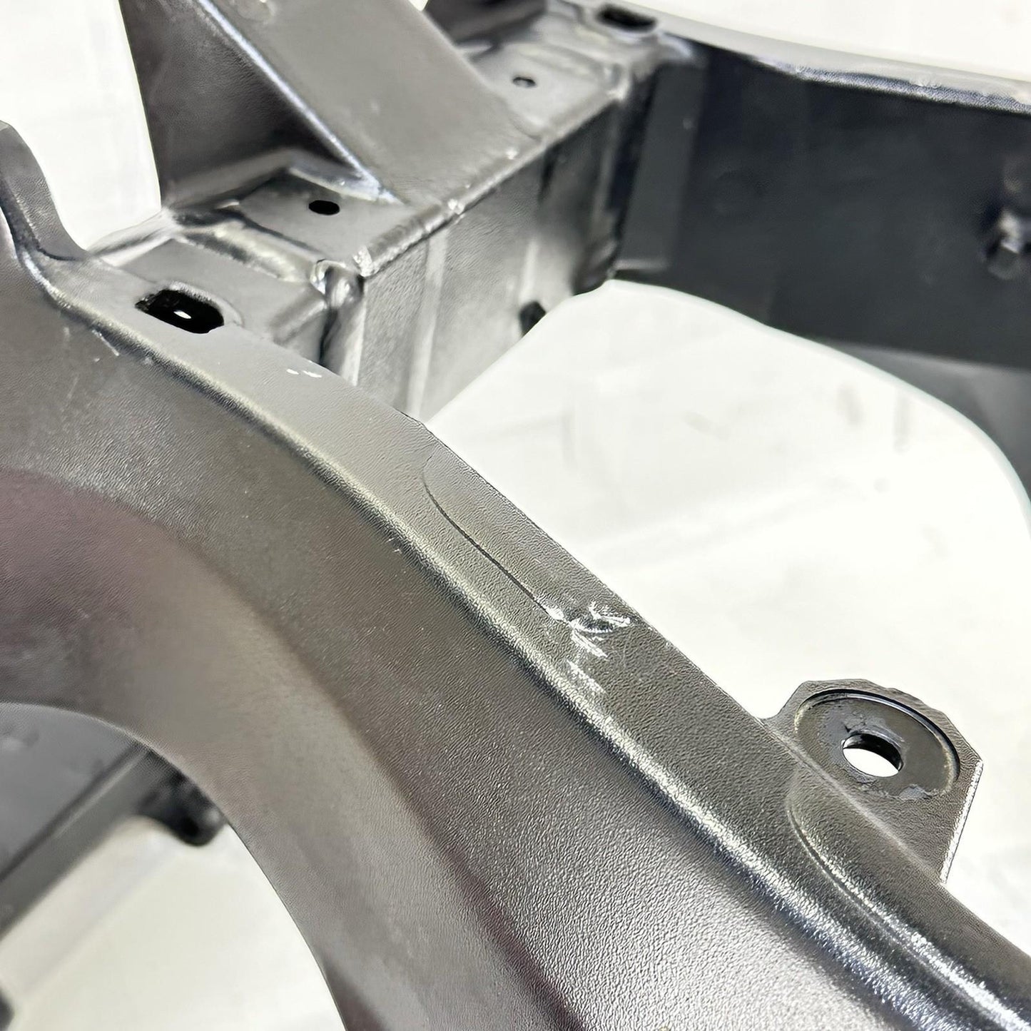 2011 - 2026 SUZUKI GSX 600 GSXR 750 MAIN FRAME BODY CHASSIS BLACK STOCK