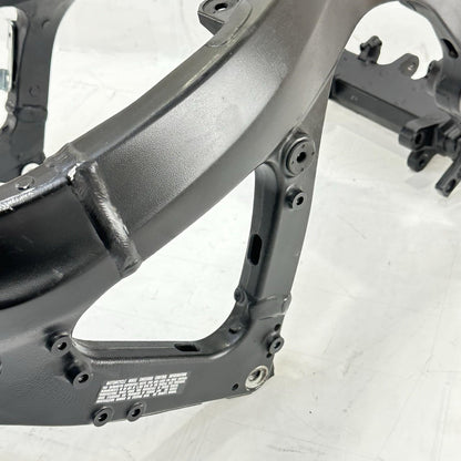 2011 - 2026 SUZUKI GSX 600 GSXR 750 MAIN FRAME BODY CHASSIS BLACK STOCK