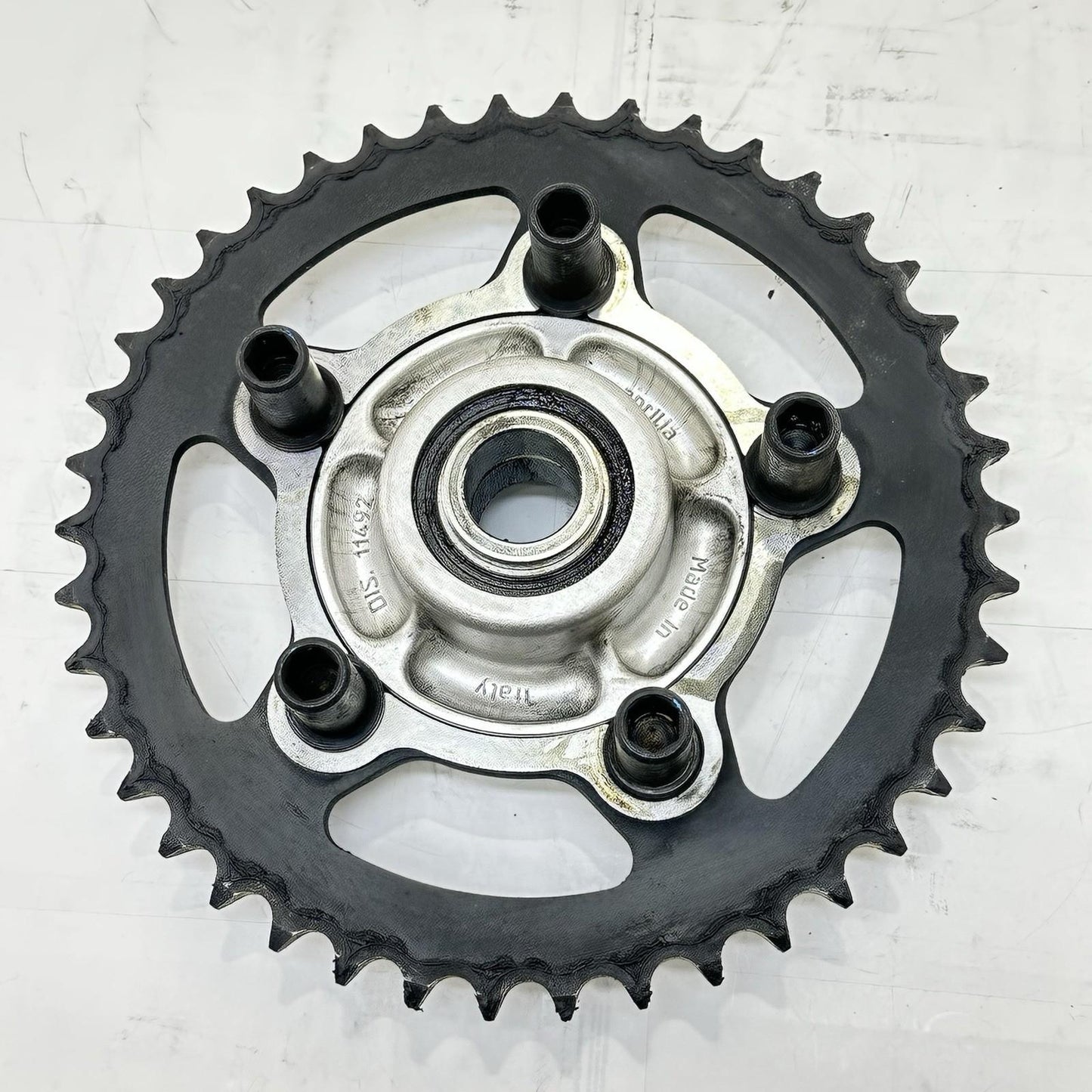 2021 - 2024 APRILIA TUONO V4 1100 REAR SPROCKET BACK WHEEL RIM HUB MAIN DRIVE