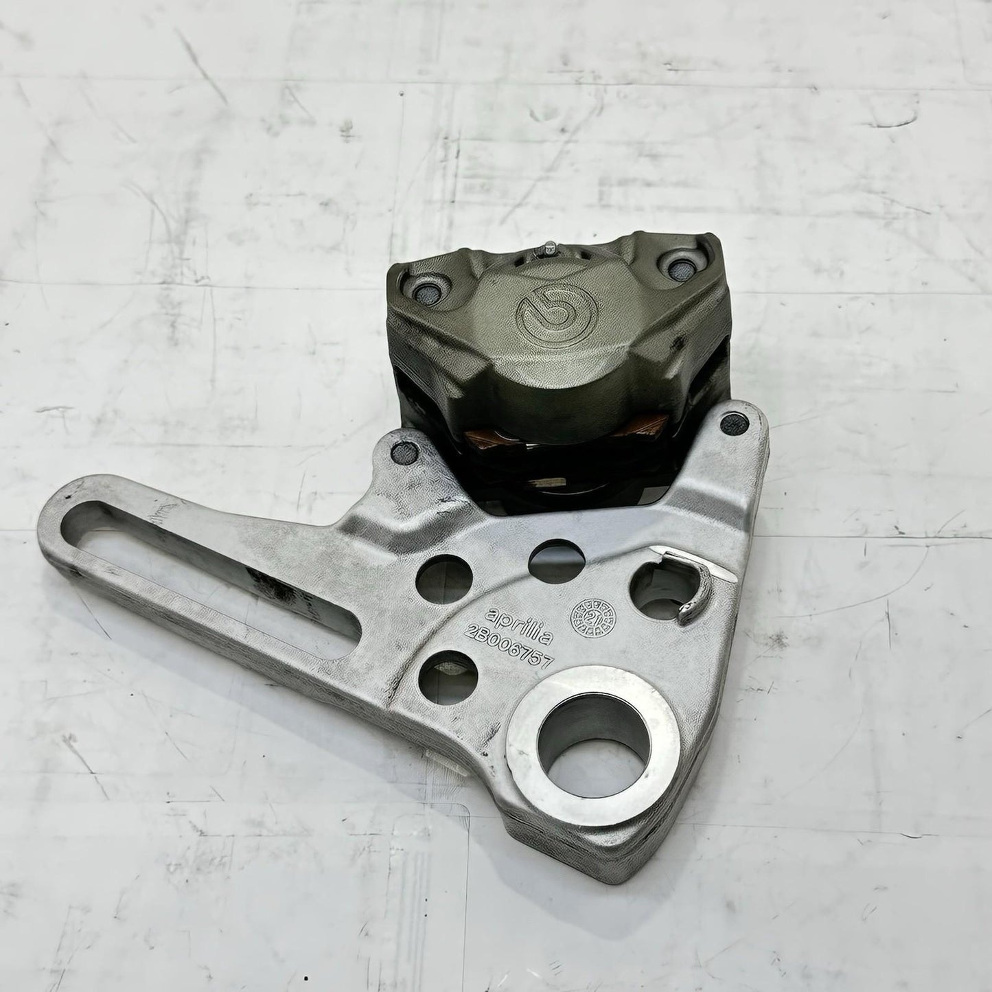 2021 - 2024 APRILIA TUONO V4 1100 REAR BRAKE CALIPER BACK PADS BRACKET BREMBO