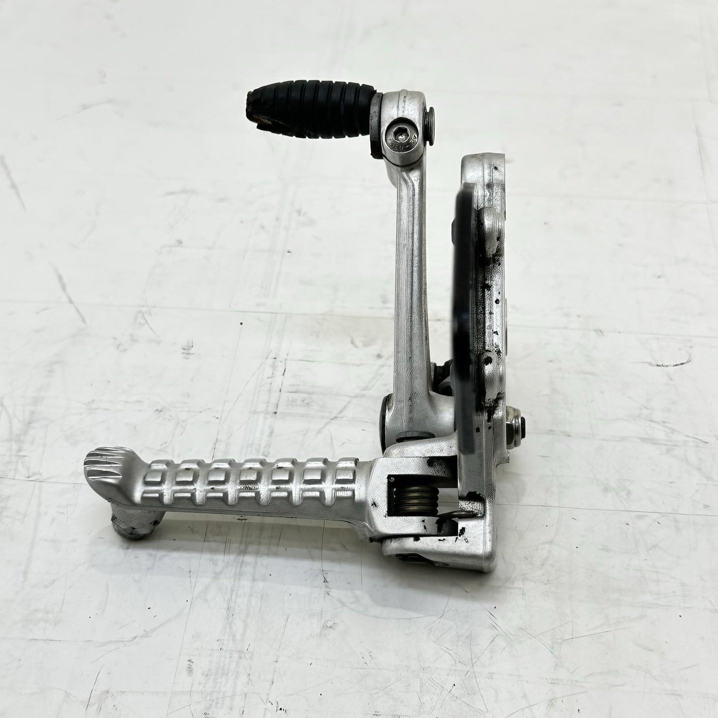2021 - 2024 APRILIA TUONO V4 1100 REAR SET CLUTCH BRAKE PEDAL FOOT REST *DAMAGE*