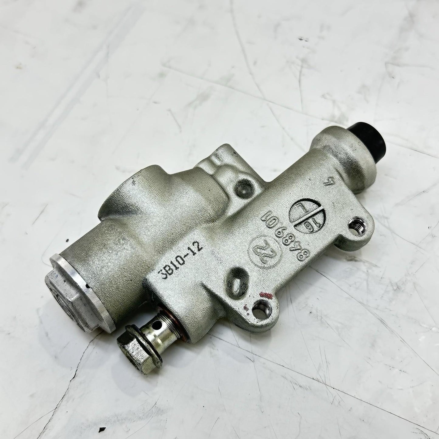 2021 - 2024 APRILIA TUONO V4 1100 REAR BRAKE MASTER CYLINDER BACK BREMBO