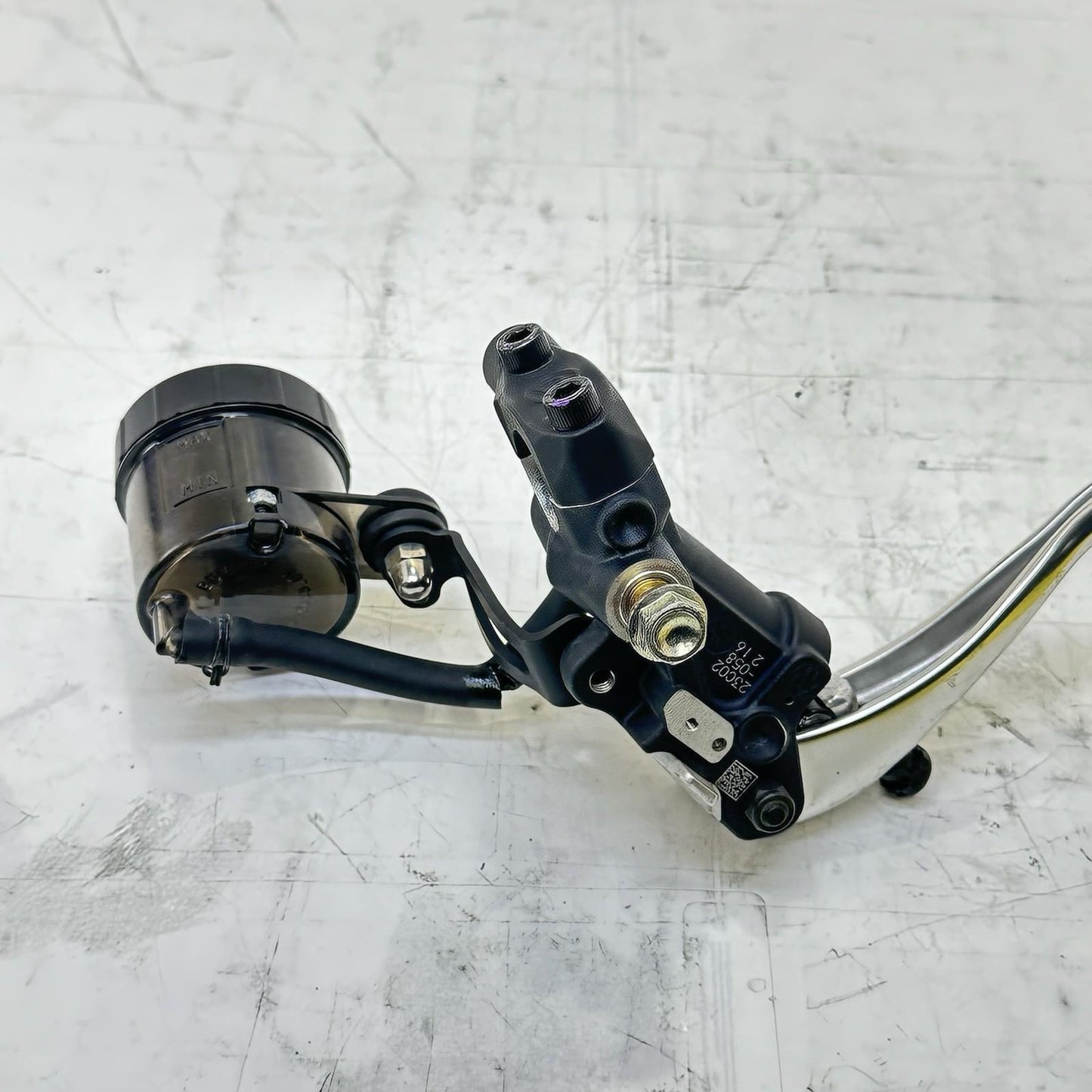 2021 - 2024 APRILIA TUONO V4 1100 FRONT BRAKE MASTER CYLINDER LEVER RESERVOIR