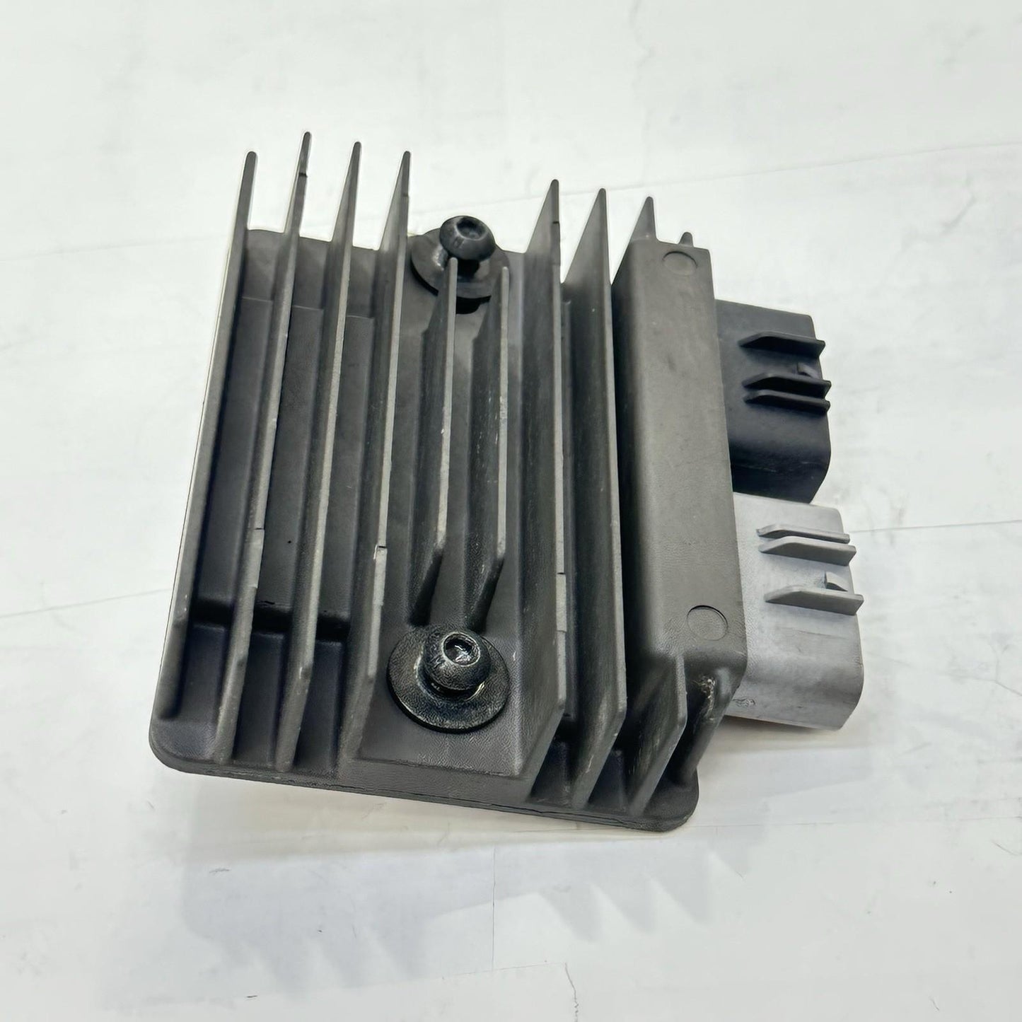 2021 - 2024 APRILIA TUONO V4 1100 VOLTAGE REGULATOR RECTIFIER STOCK