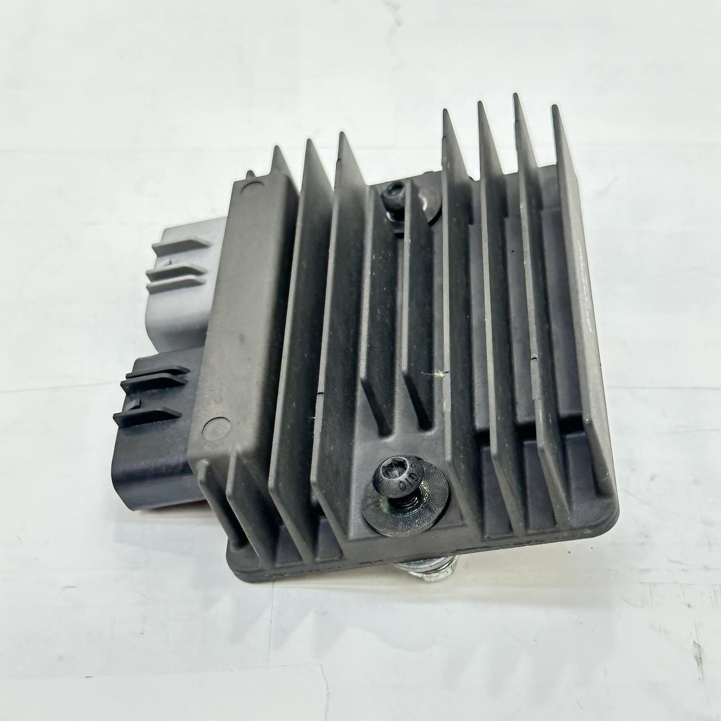 2021 - 2024 APRILIA TUONO V4 1100 VOLTAGE REGULATOR RECTIFIER STOCK