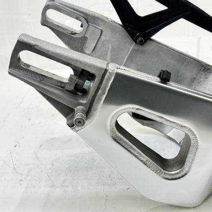 2021 - 2024 APRILIA TUONO V4 1100 SWINGARM REAR SHOCK SUSPENSION FRAME STOCK
