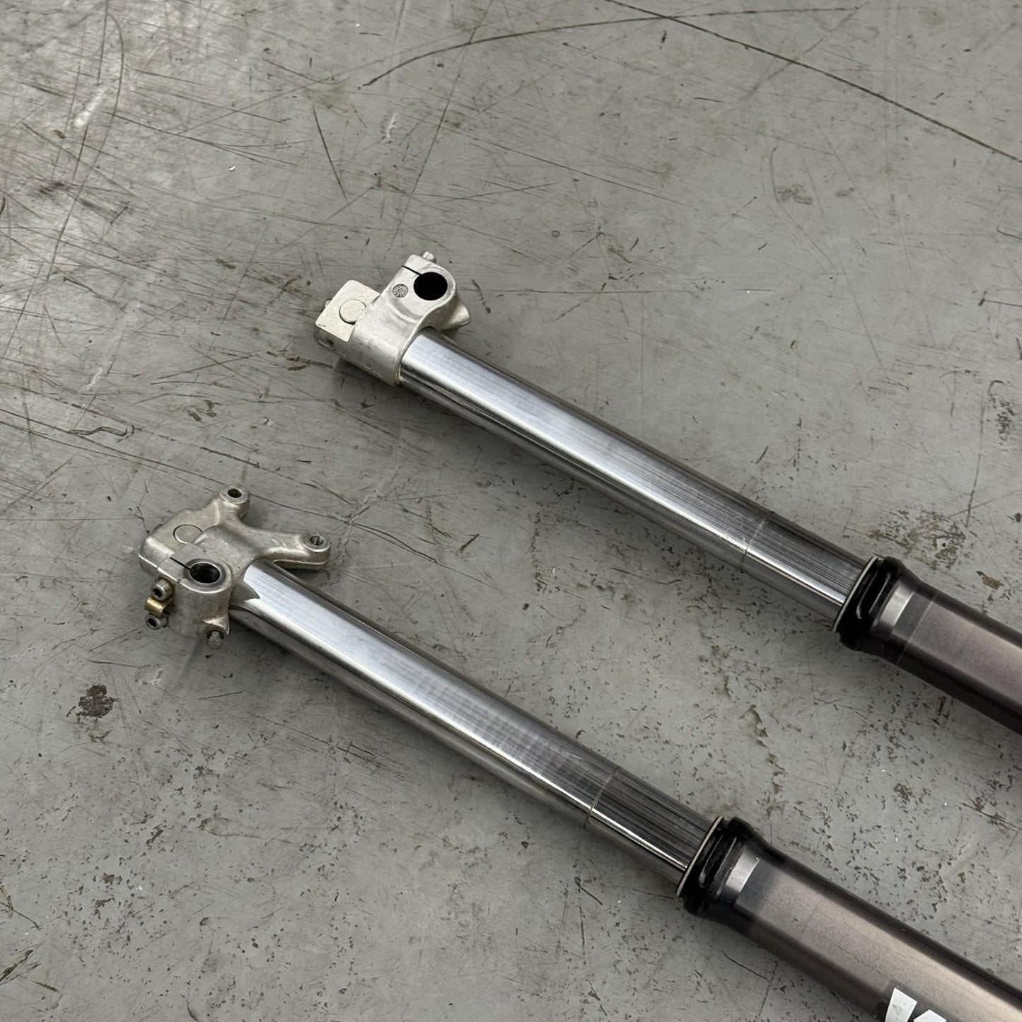 2000 - 2003 KTM 300EXC 250 300 380 SX EXC FORKS Front Left Right TRIPLE TREE
