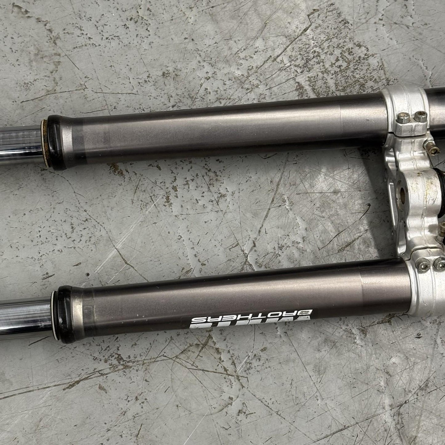 2000 - 2003 KTM 300EXC 250 300 380 SX EXC FORKS Front Left Right TRIPLE TREE