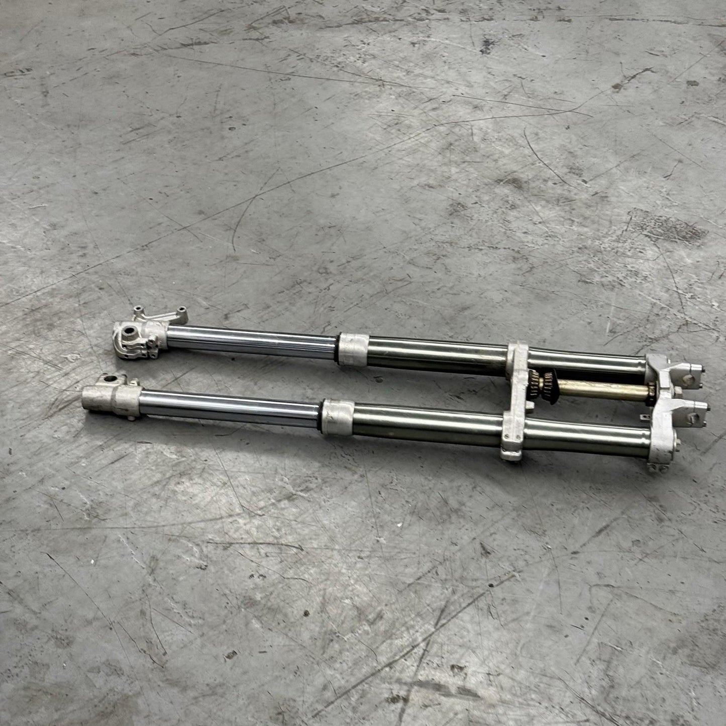 1994 1995 YAMAHA YZ250 FORKS FRONT SUSPENSION TRIPLE TREE STRAIGHT STOCK