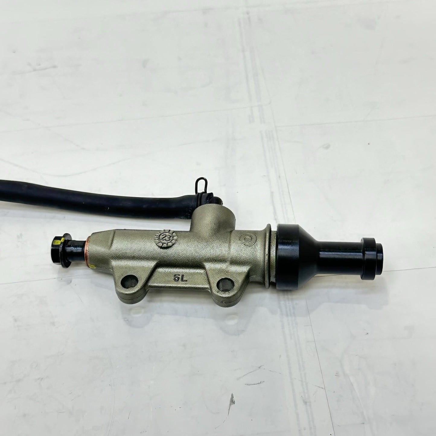 2018 - 2024 DUCATI PANIGALE V4S REAR BRAKE MASTER CYLINDER RESERVOIR CANISTER