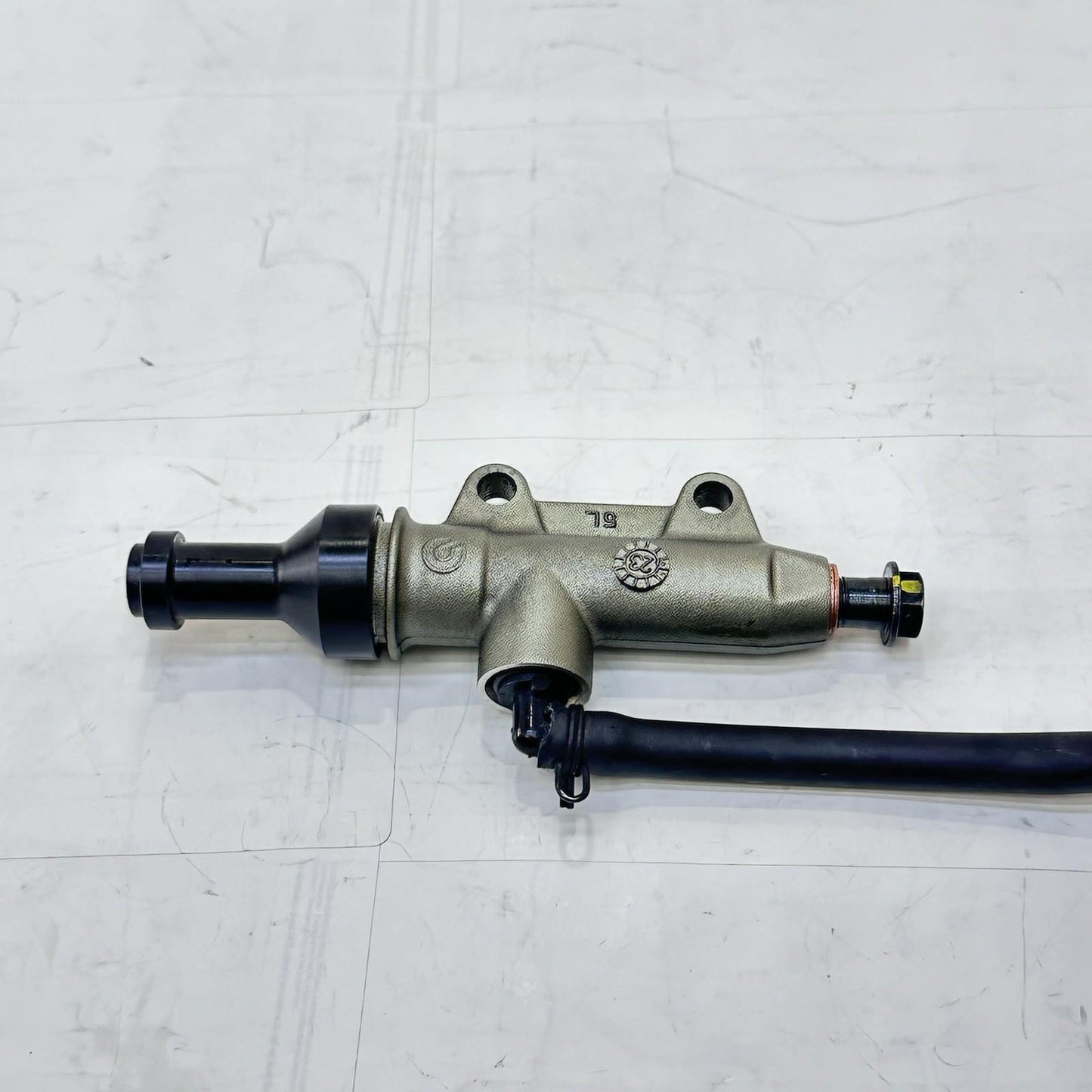 2018 - 2024 DUCATI PANIGALE V4S REAR BRAKE MASTER CYLINDER RESERVOIR CANISTER