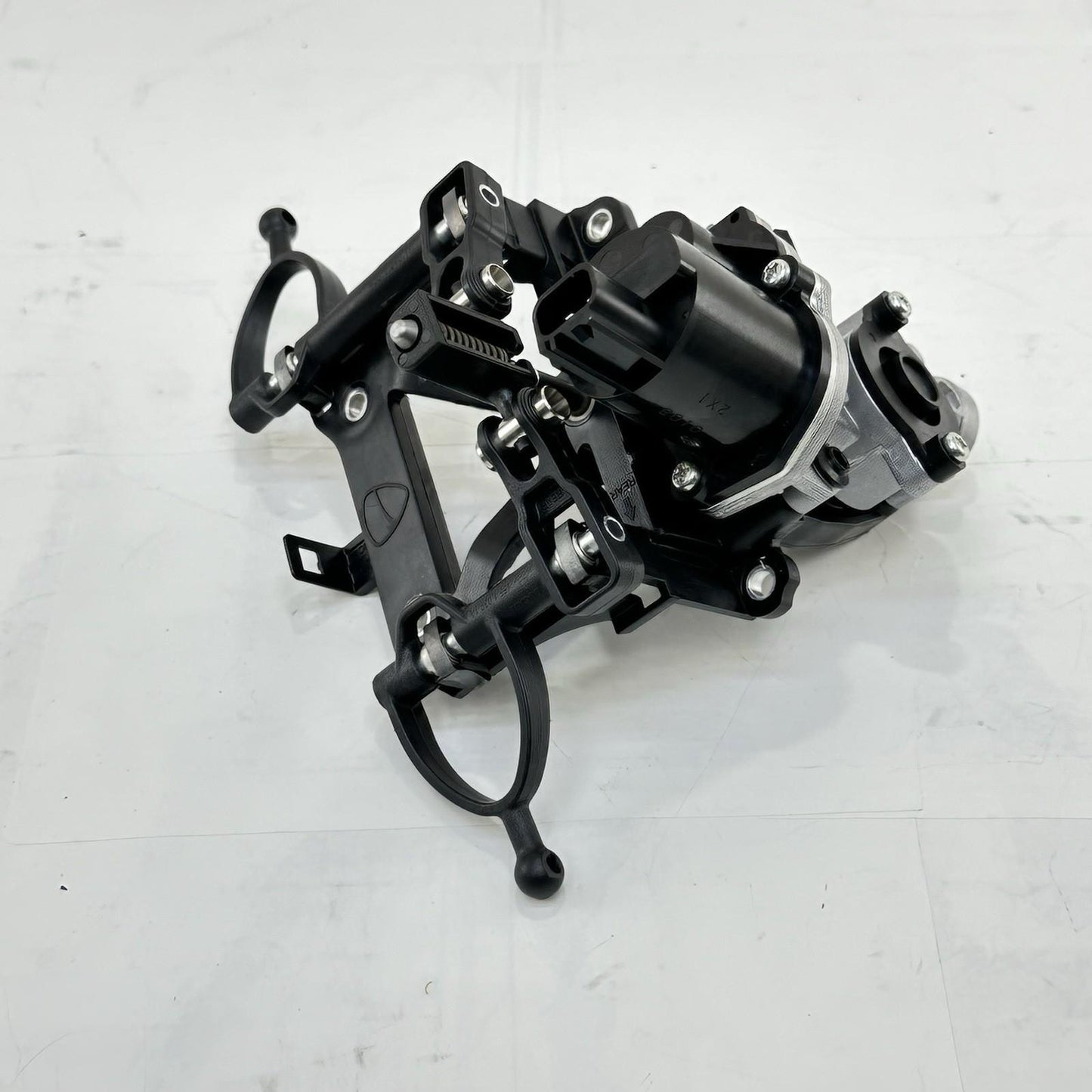 2018 - 2024 DUCATI PANIGALE V4S AIR INTAKE ACTUATOR ASSEMBLY STACKS BOLTS