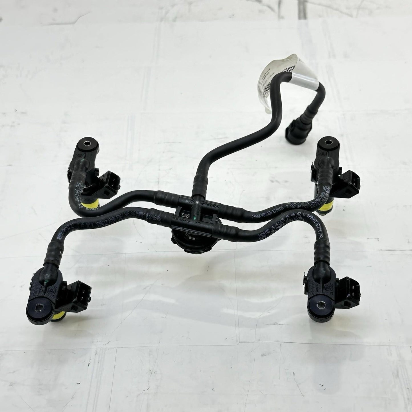 2018 - 2024 DUCATI PANIGALE V4S FUEL INJECTORS GAS PETROL LINES HOSES PIPES