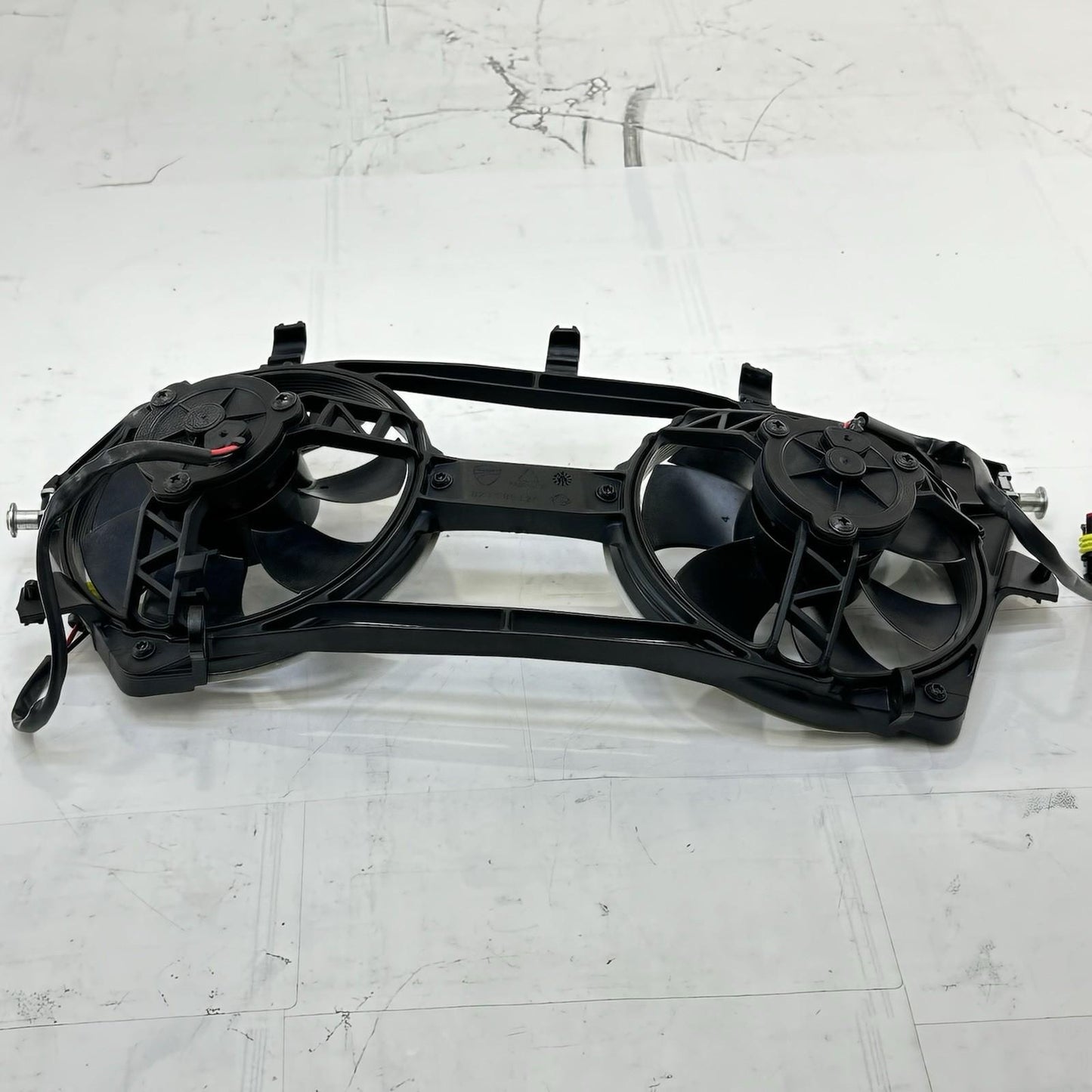 2018 - 2024 DUCATI PANIGALE V4S RADIATOR FANS ENGINE MOTOR COOLING SET STOCK