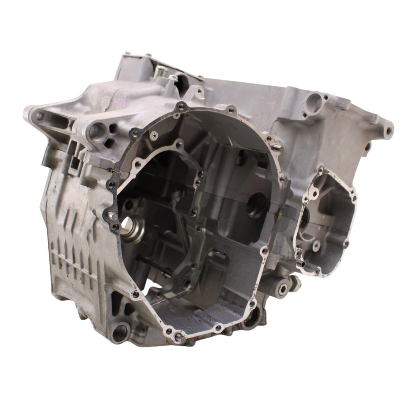 2016 - 2020 KAWASAKI NINJA ZX10R CRANKCASE CRANK CASES CASING BLOCK ENGINE MOTOR