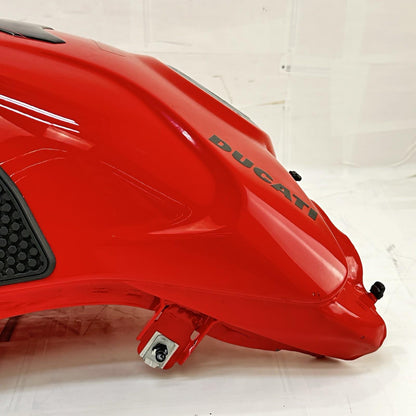 2018 - 2024 DUCATI PANIGALE V4S FUEL TANK GAS PETROL RESERVOIR RED STOCK