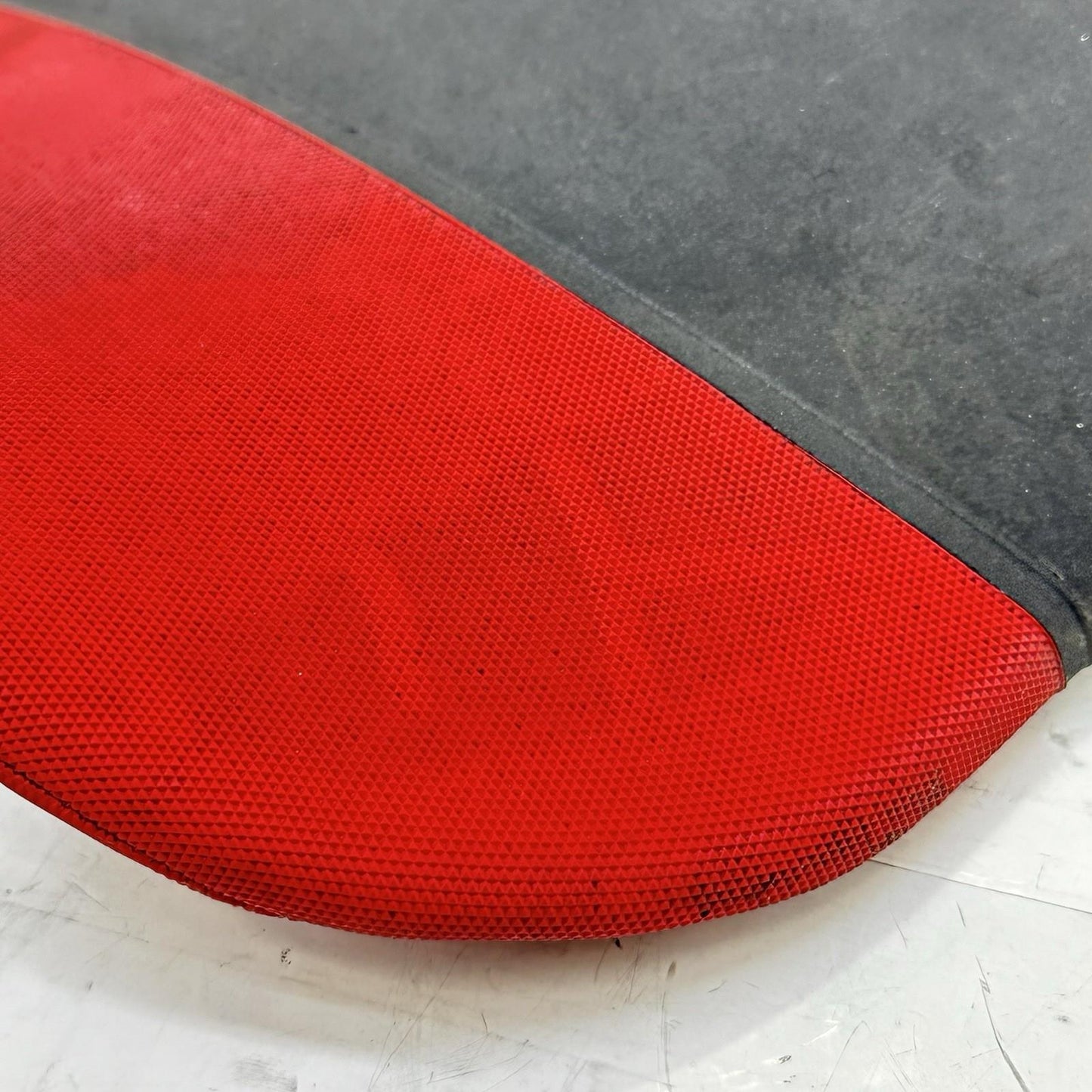 2018 - 2024 DUCATI PANIGALE V4S DRIVER SEAT FRONT SADDLE RED BLACK STOCK