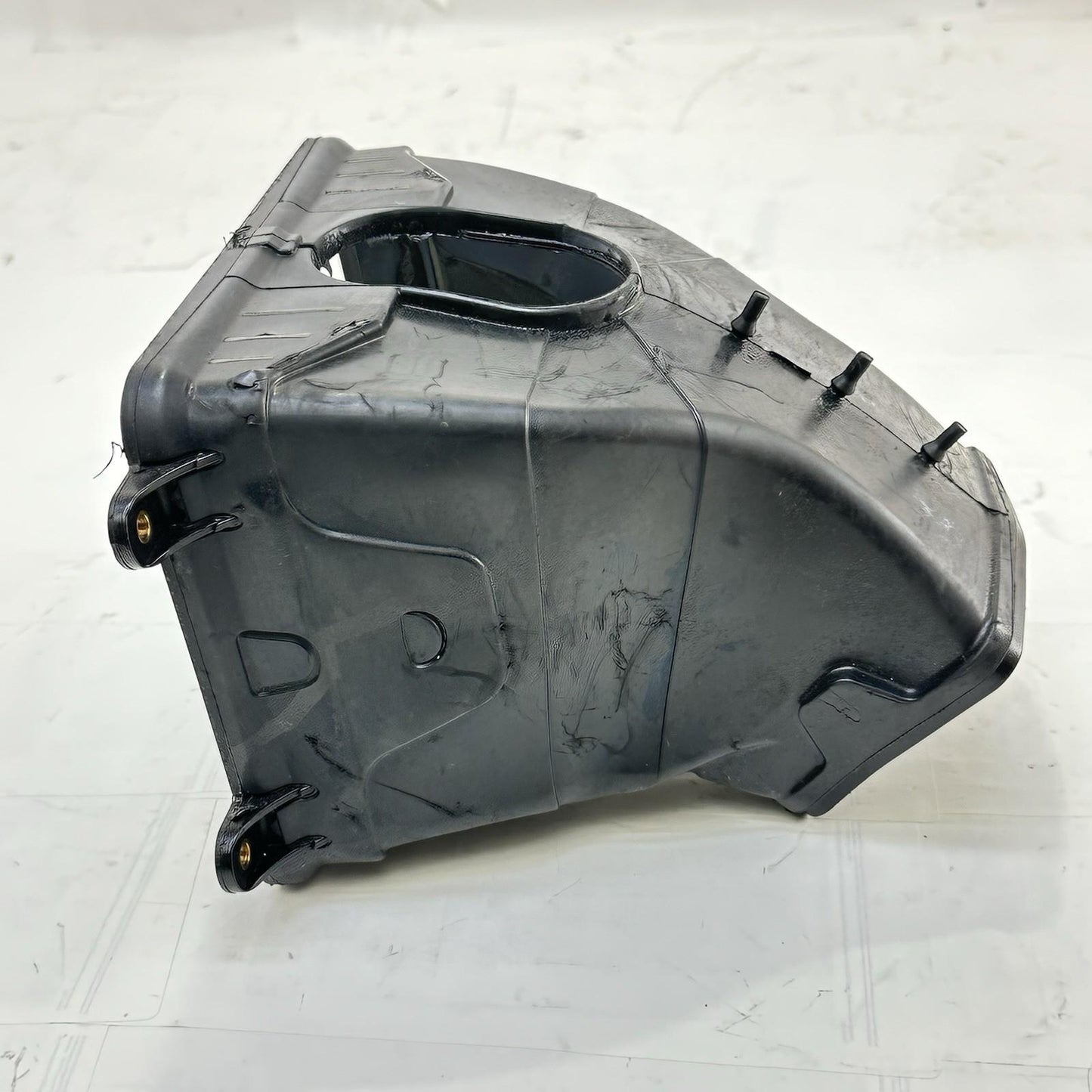 2018 - 2024 DUCATI PANIGALE V4S AIR INTAKE DUCT INLET BLACL STOCK *CUT/TEAR*