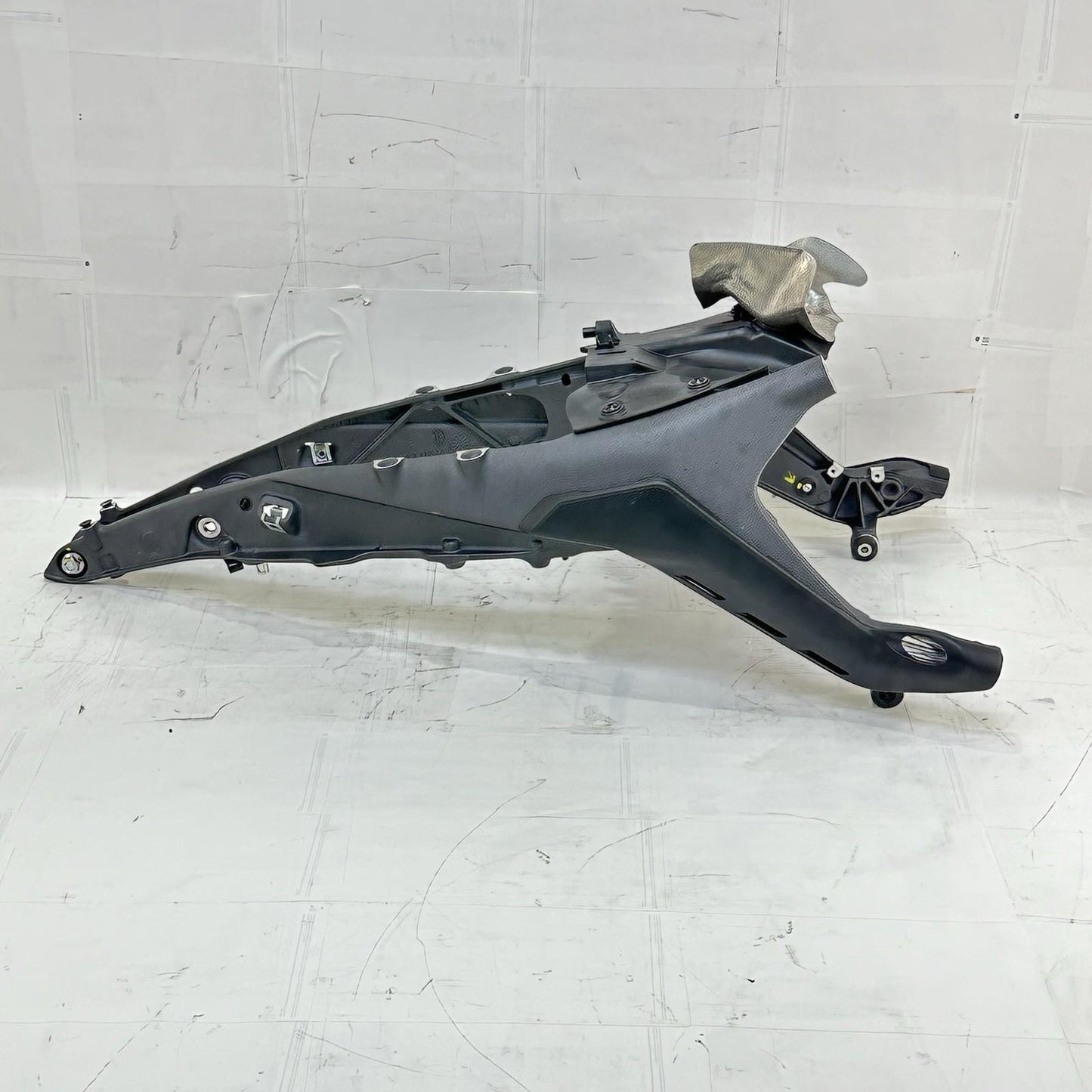 2018 - 2024 DUCATI PANIGALE V4S REAR SUBFRAME BACK UNDER TAIL FRAME STOCK