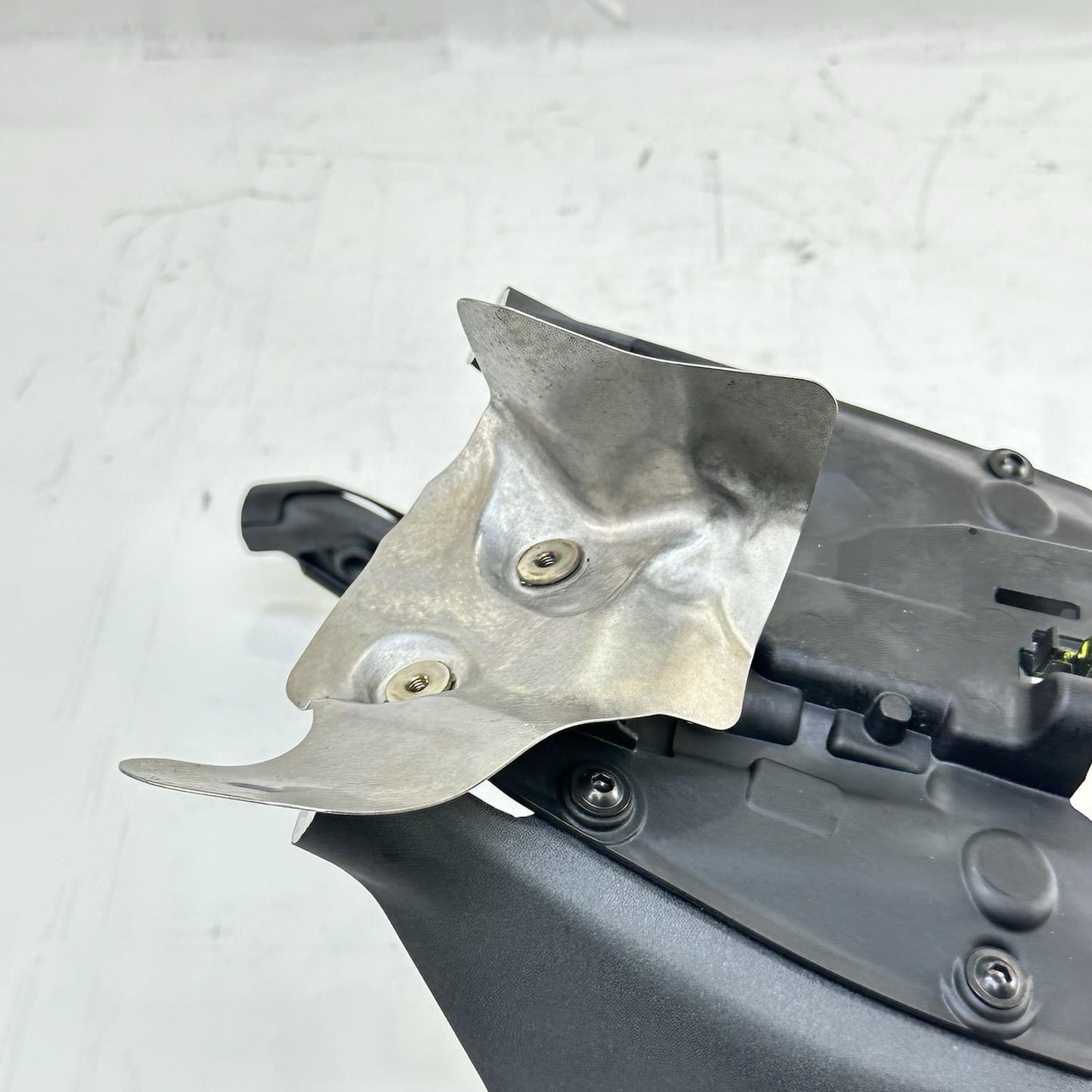 2018 - 2024 DUCATI PANIGALE V4S REAR SUBFRAME BACK UNDER TAIL FRAME STOCK