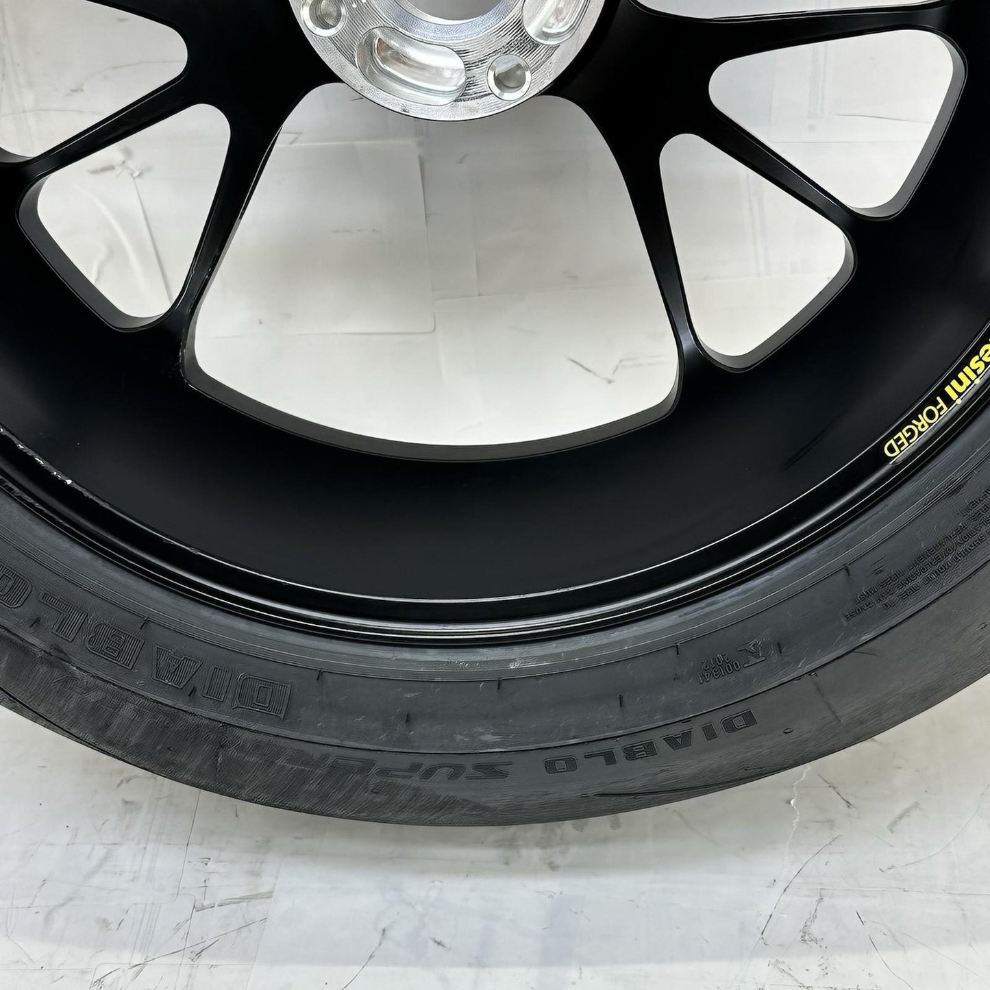 2018 - 2024 DUCATI PANIGALE V4S REAR WHEEL BACK RIM TIRE BLACK MARCHESINI FORGED