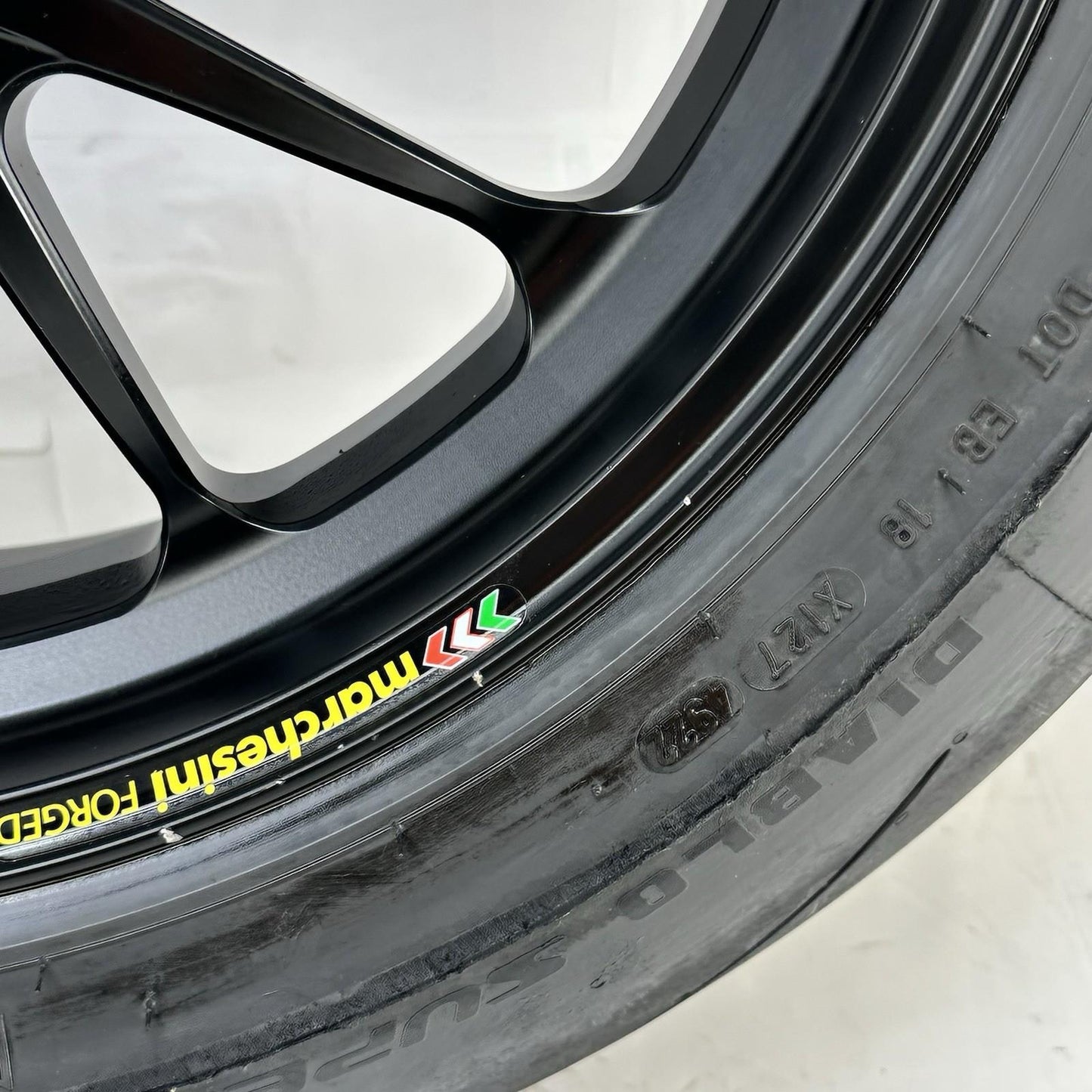 2018 - 2024 DUCATI PANIGALE V4S REAR WHEEL BACK RIM TIRE BLACK MARCHESINI FORGED