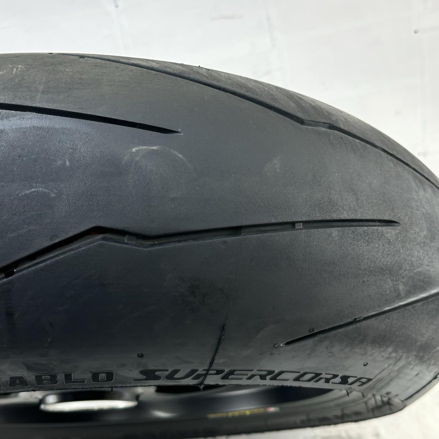 2018 - 2024 DUCATI PANIGALE V4S REAR WHEEL BACK RIM TIRE BLACK MARCHESINI FORGED