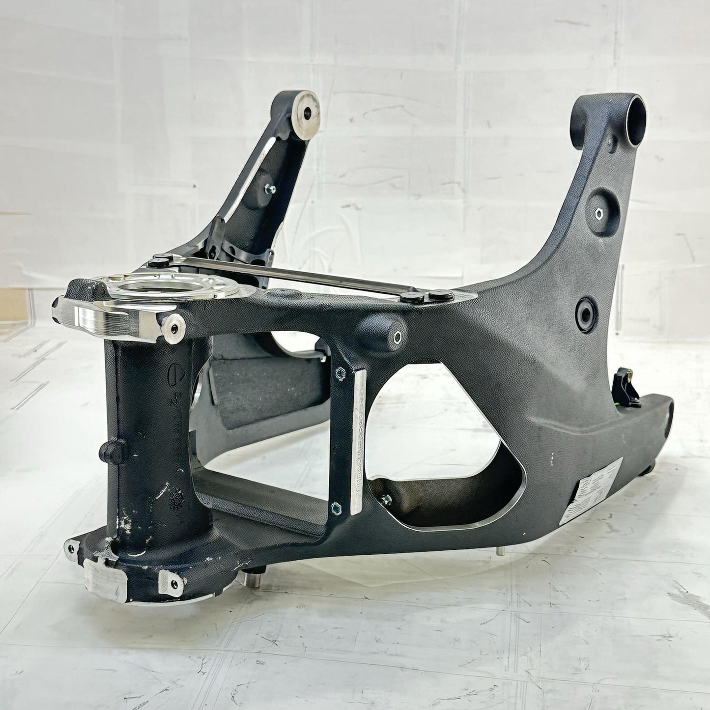 2018 - 2024 DUCATI PANIGALE V4 V4S FRAME BODY CHASSIS MAIN BLACK STOCK