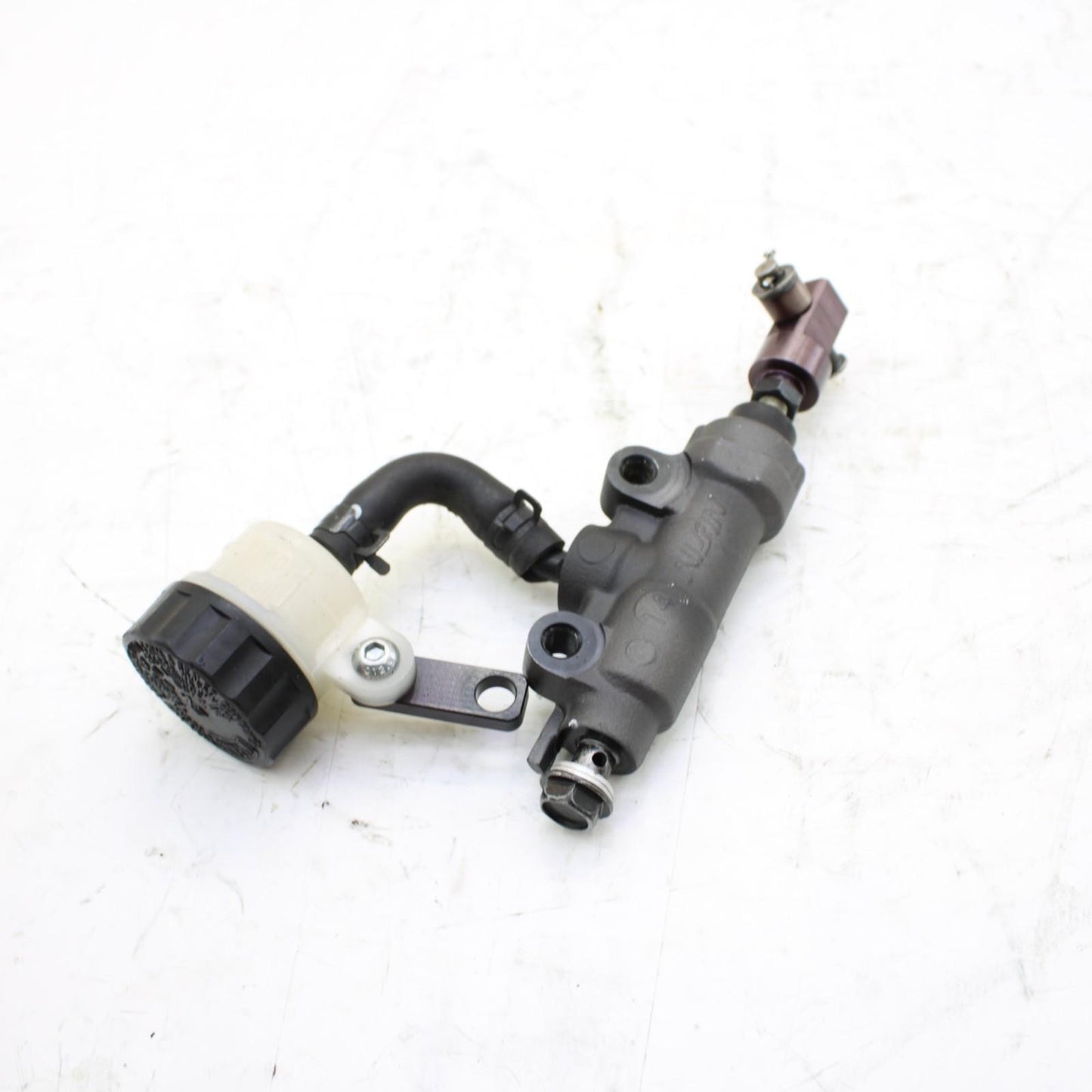 2011 - 2015 KAWASAKI NINJA ZX10R REAR BRAKE MASTER CYLINDER  BACK RESERVOIR 2015