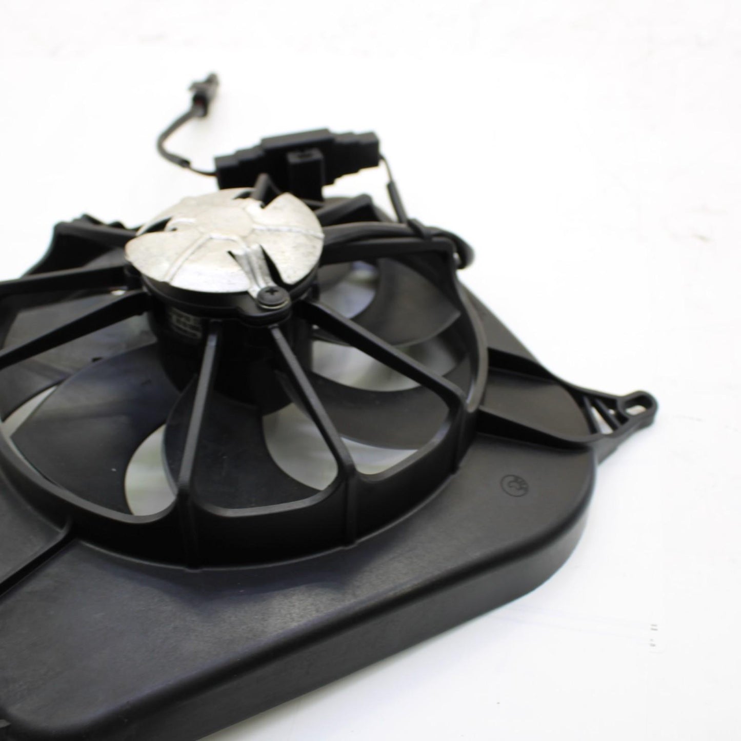 2009 - 2014 BMW S1000RR RADIATOR FAN Engine Motor Cooling Shroud Fan Blower