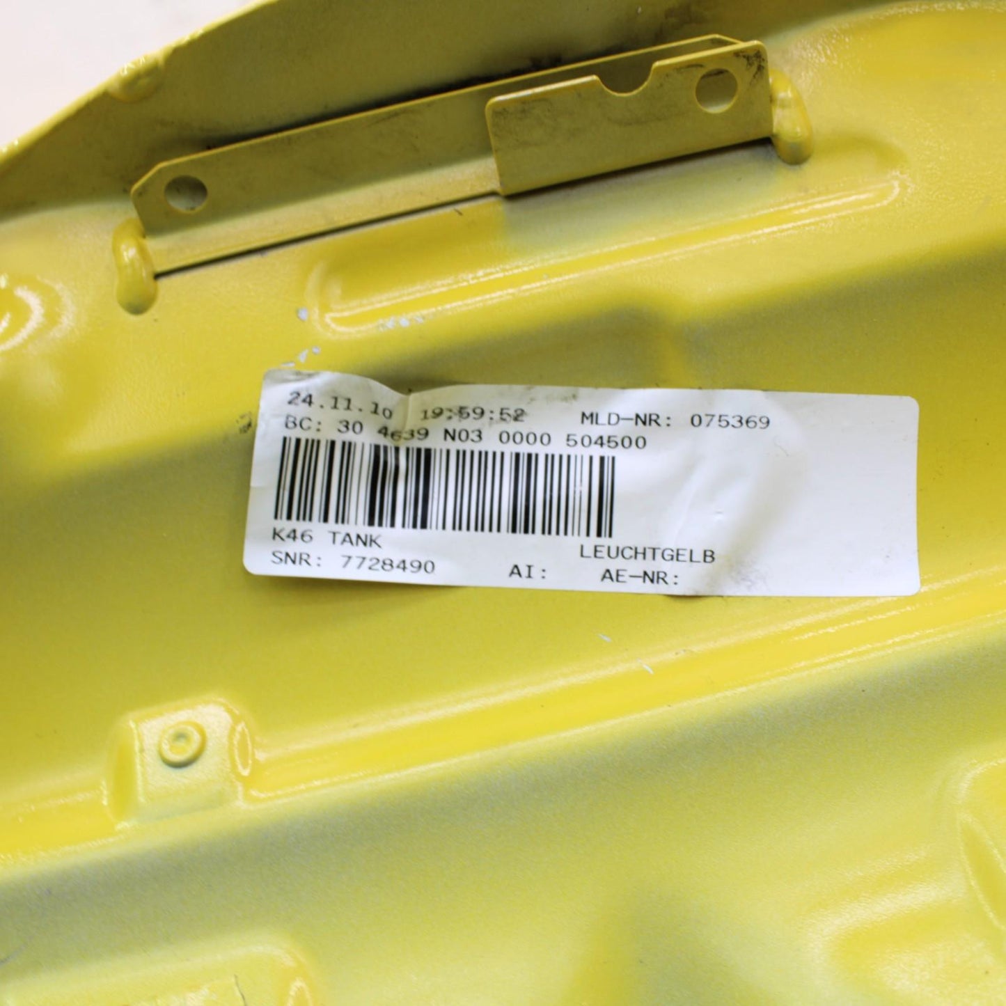 2009 - 2014 BMW S1000RR GAS TANK FUEL Cell RESERVOIR PETROL YELLOW *DENTED*