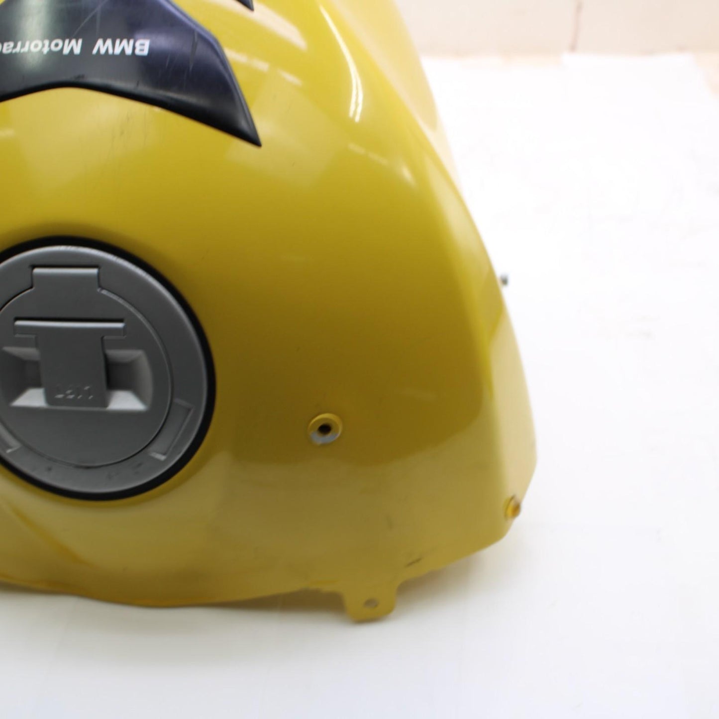 2009 - 2014 BMW S1000RR GAS TANK FUEL Cell RESERVOIR PETROL YELLOW *DENTED*