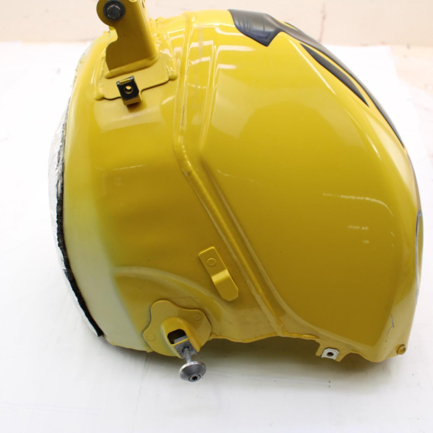 2009 - 2014 BMW S1000RR GAS TANK FUEL Cell RESERVOIR PETROL YELLOW *DENTED*
