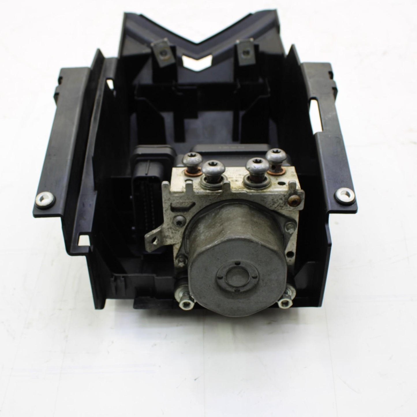2009 - 2014 BMW S1000RR ABS PUMP BRAKE CONTROL MODULATOR UNIT BATTERY TRAY STOCK