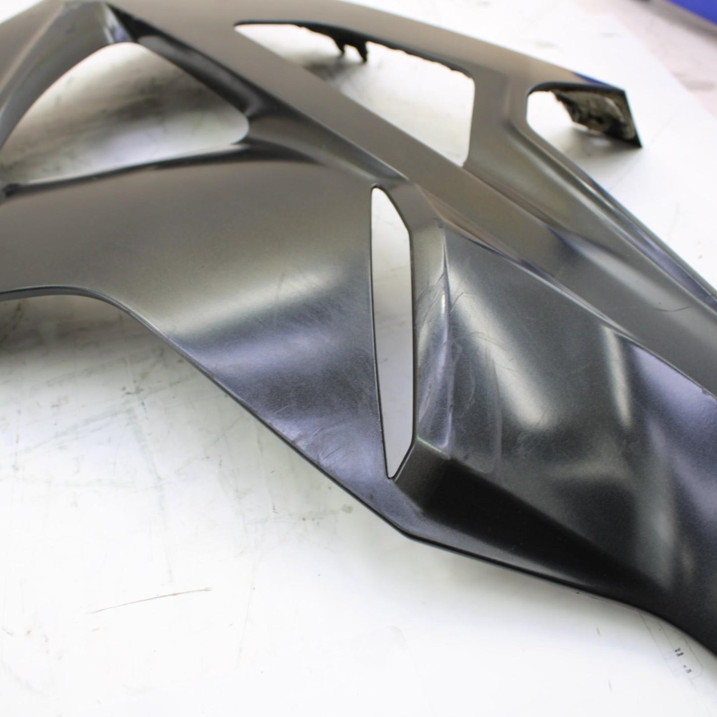 2010 - 2014 BMW S1000RR LOWER FAIRING PANEL BELLY Pan Left RIGHT SIDE PLASTICS