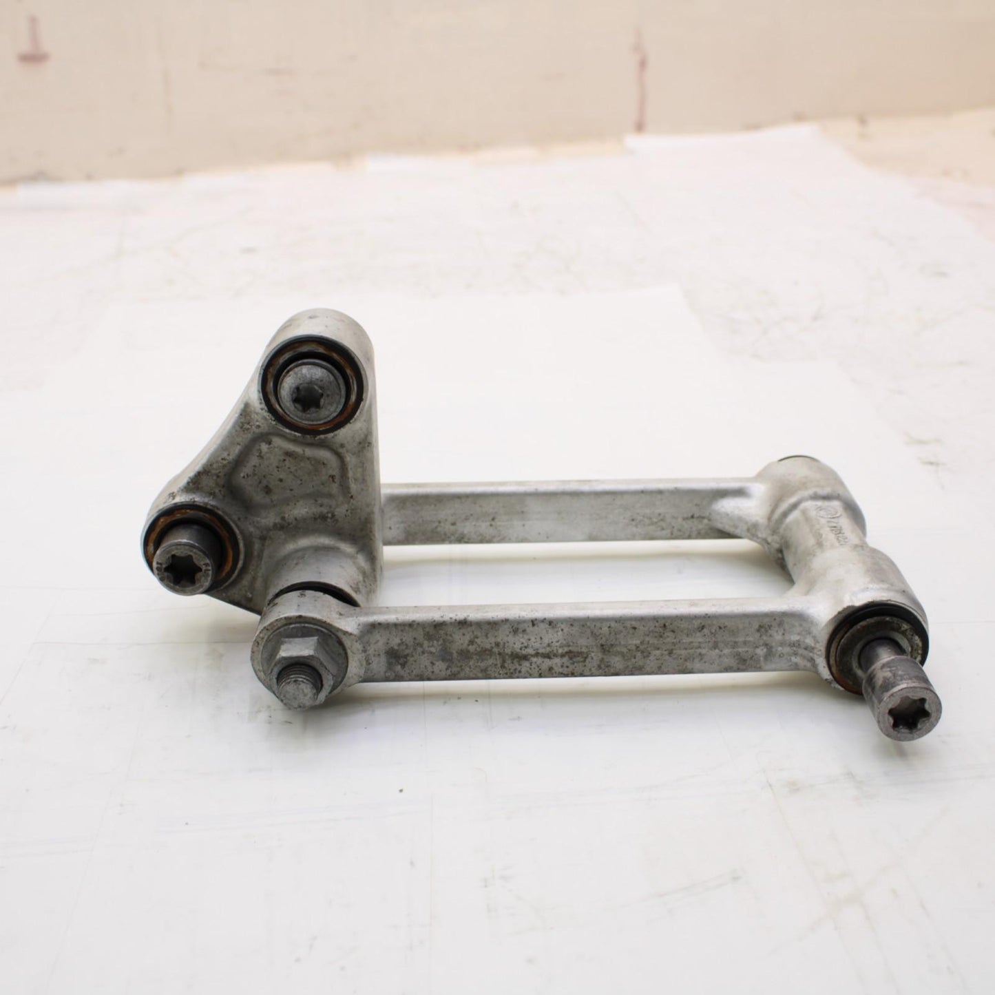 2010 - 2014 BMW S1000RR DOGBONE REAR SHOCK LINKAGE LINK SILVER STRAIGHT